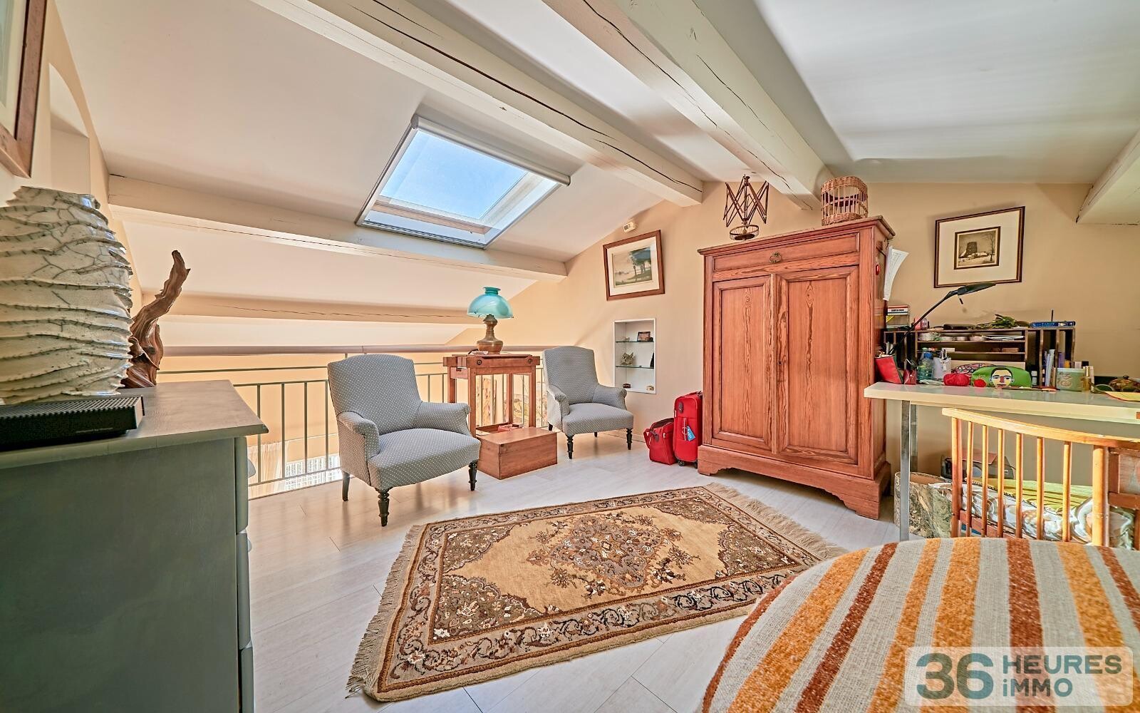 VILLA DANS QUARTIER RESIDENTIEL 