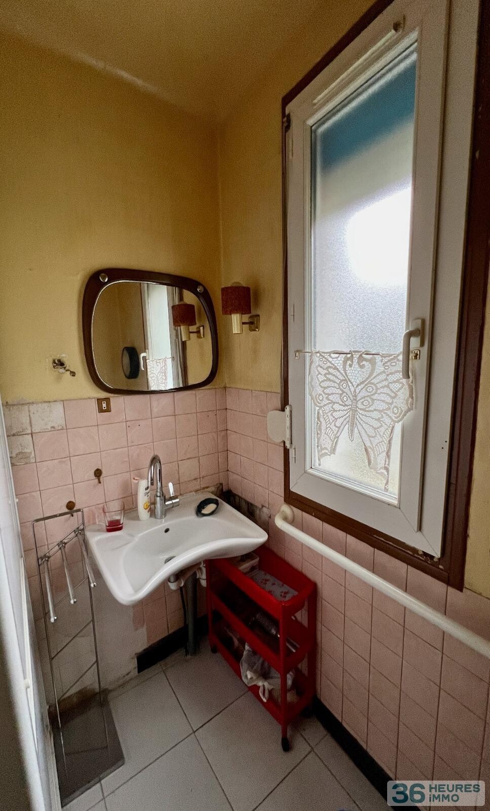 Petite Maison à rénover avec garage indépendant de 40 m² - rue de la Gare