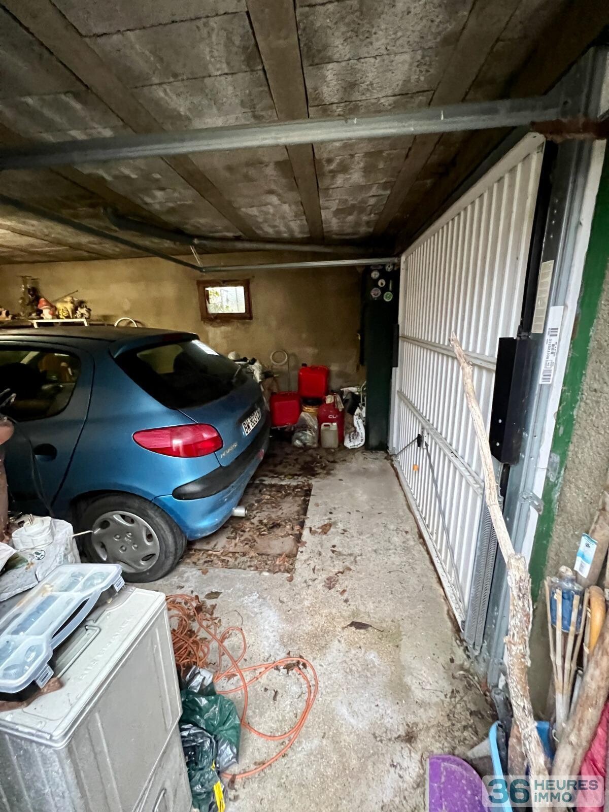 Petite Maison à rénover avec garage indépendant de 40 m² - rue de la Gare