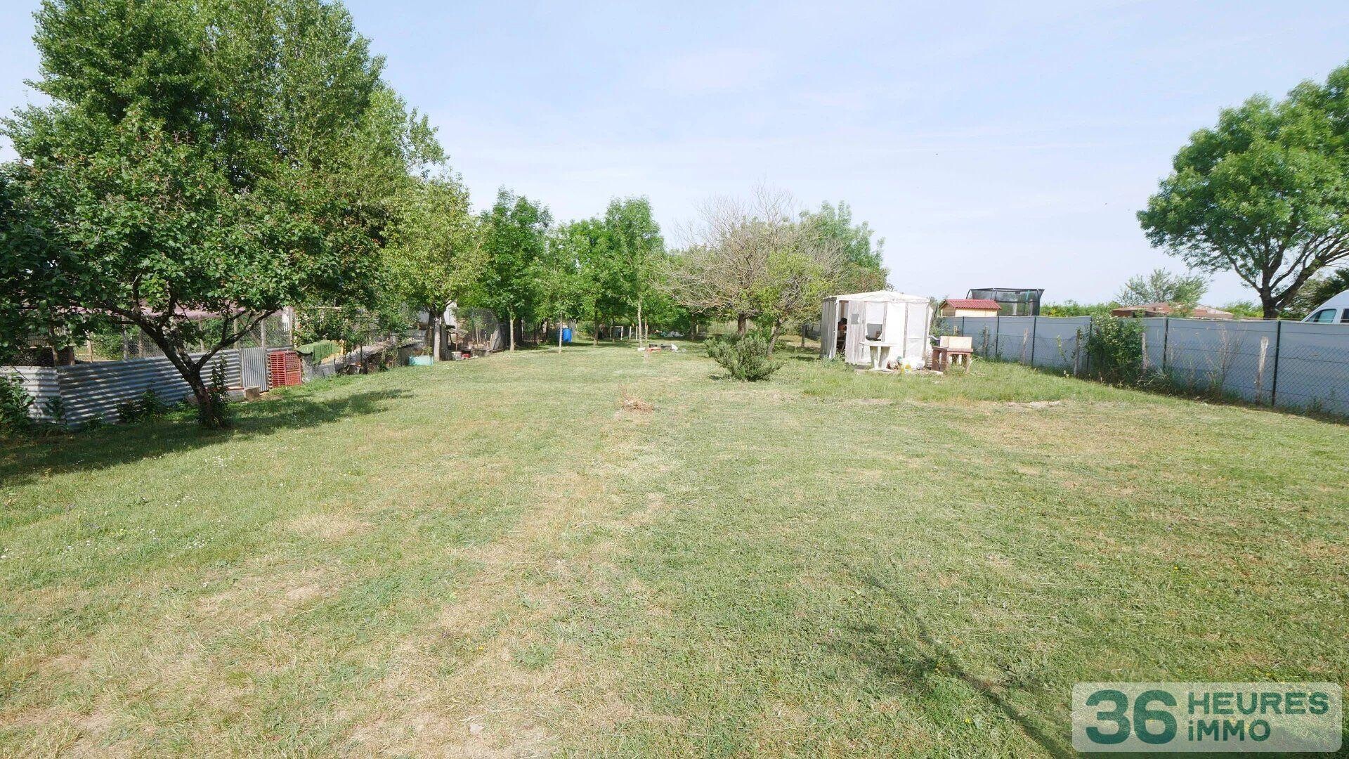 Terrain à Ardillières