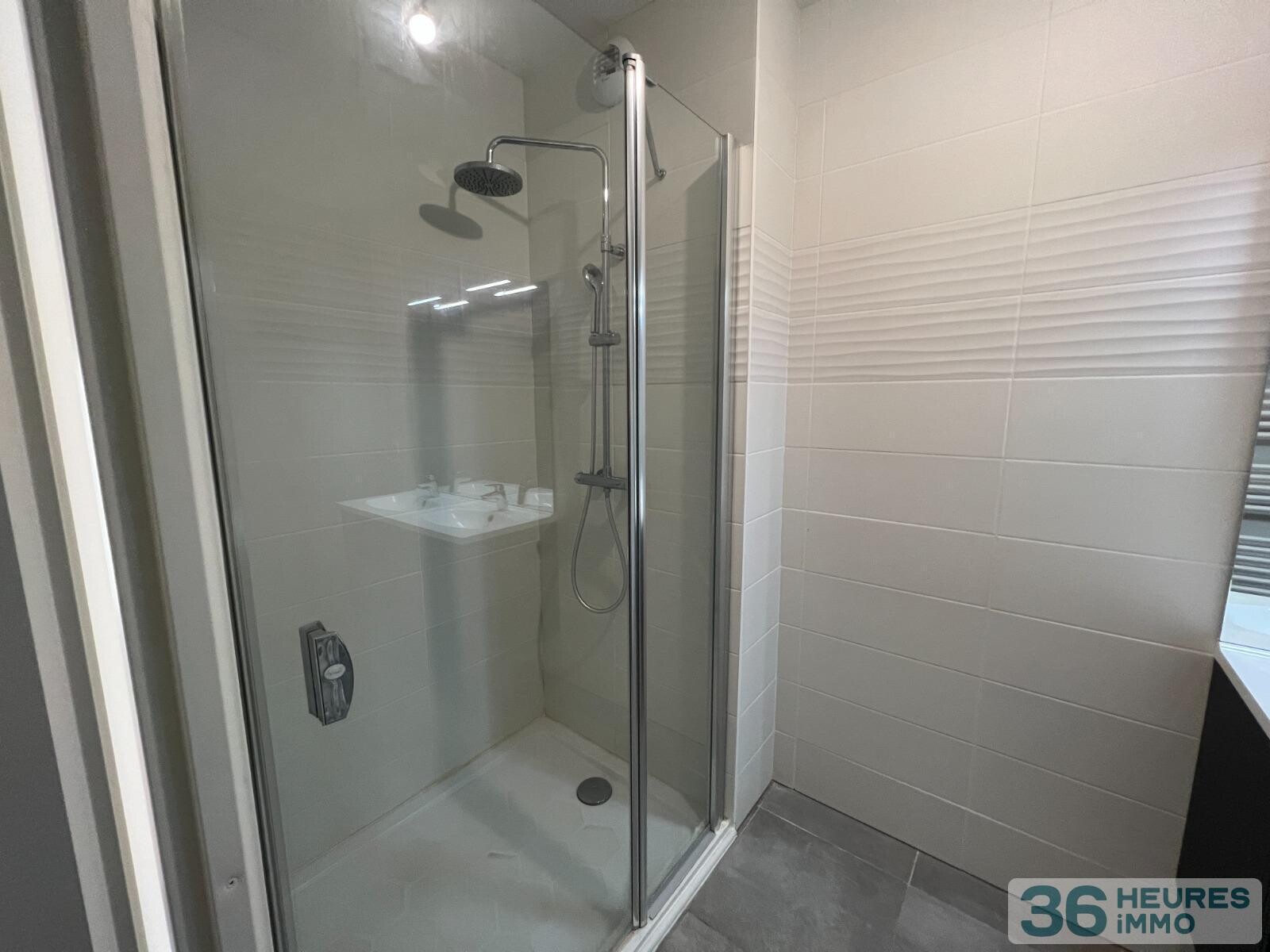 APPARTEMENT PARFAIT ETAT