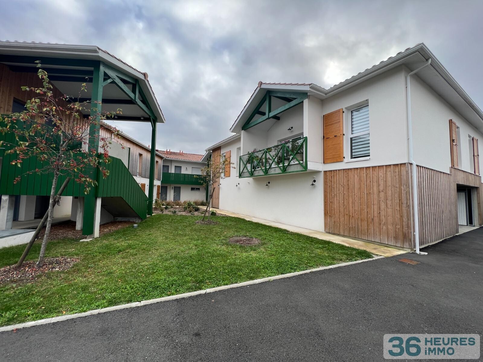 APPARTEMENT PARFAIT ETAT