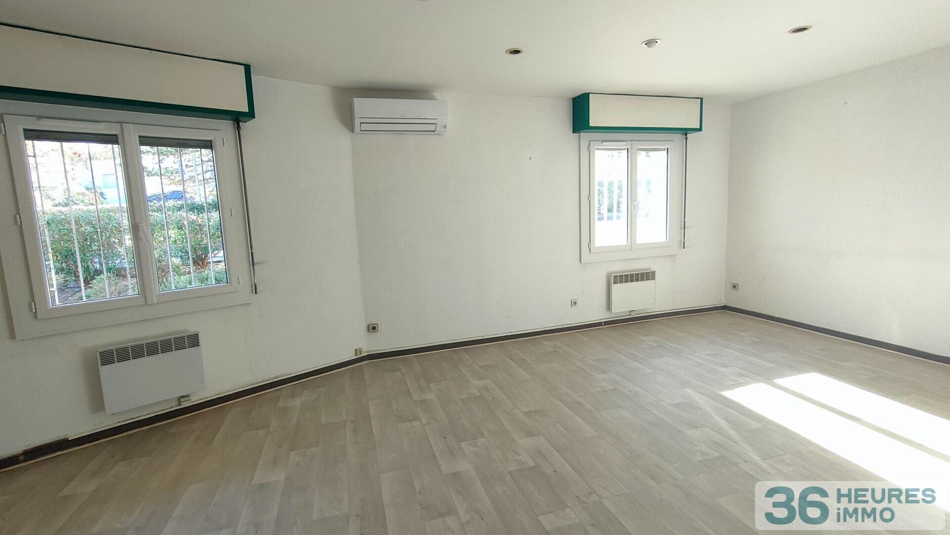 Au centre de St Clément local T2 de 42m²