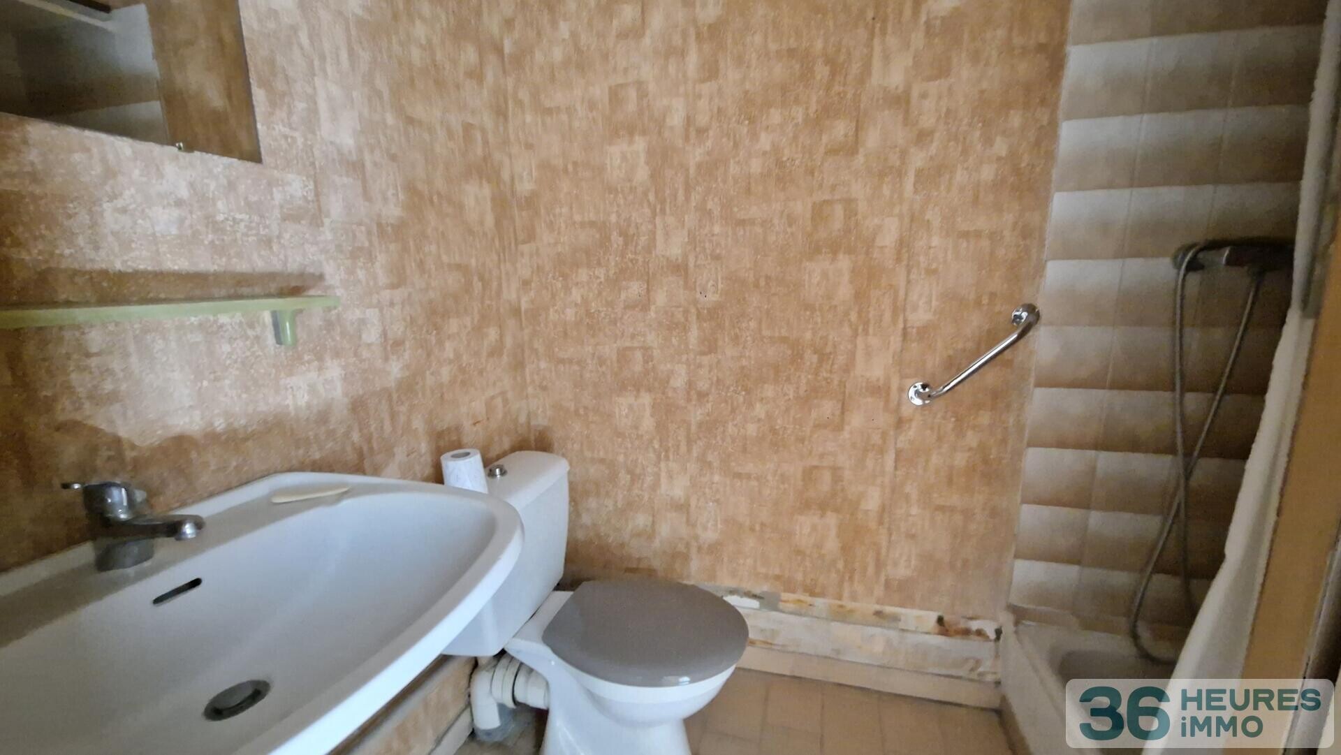 Au centre de St Clément local T2 de 42m²