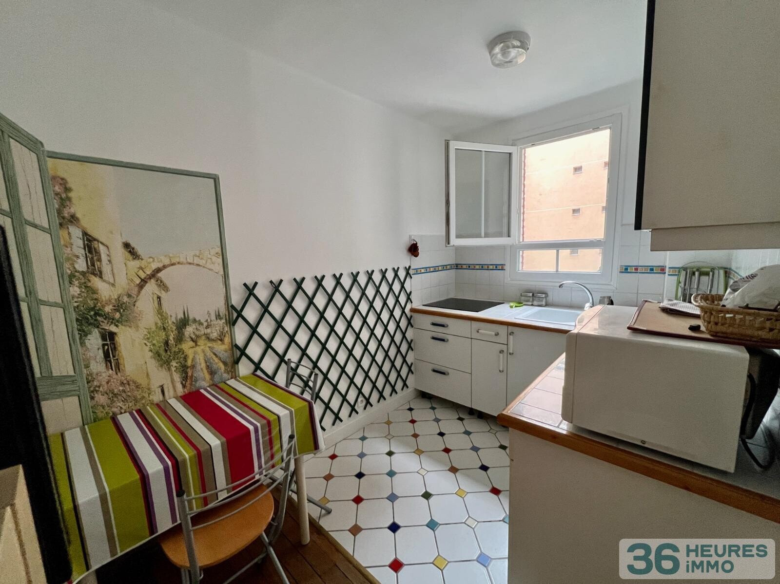 Beau 2 pièces dans immeuble pierre et brique