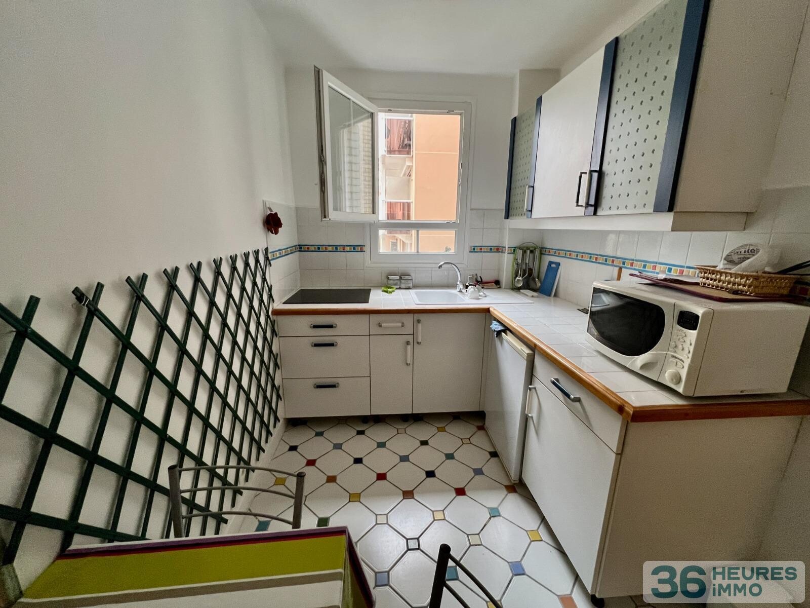 Beau 2 pièces dans immeuble pierre et brique