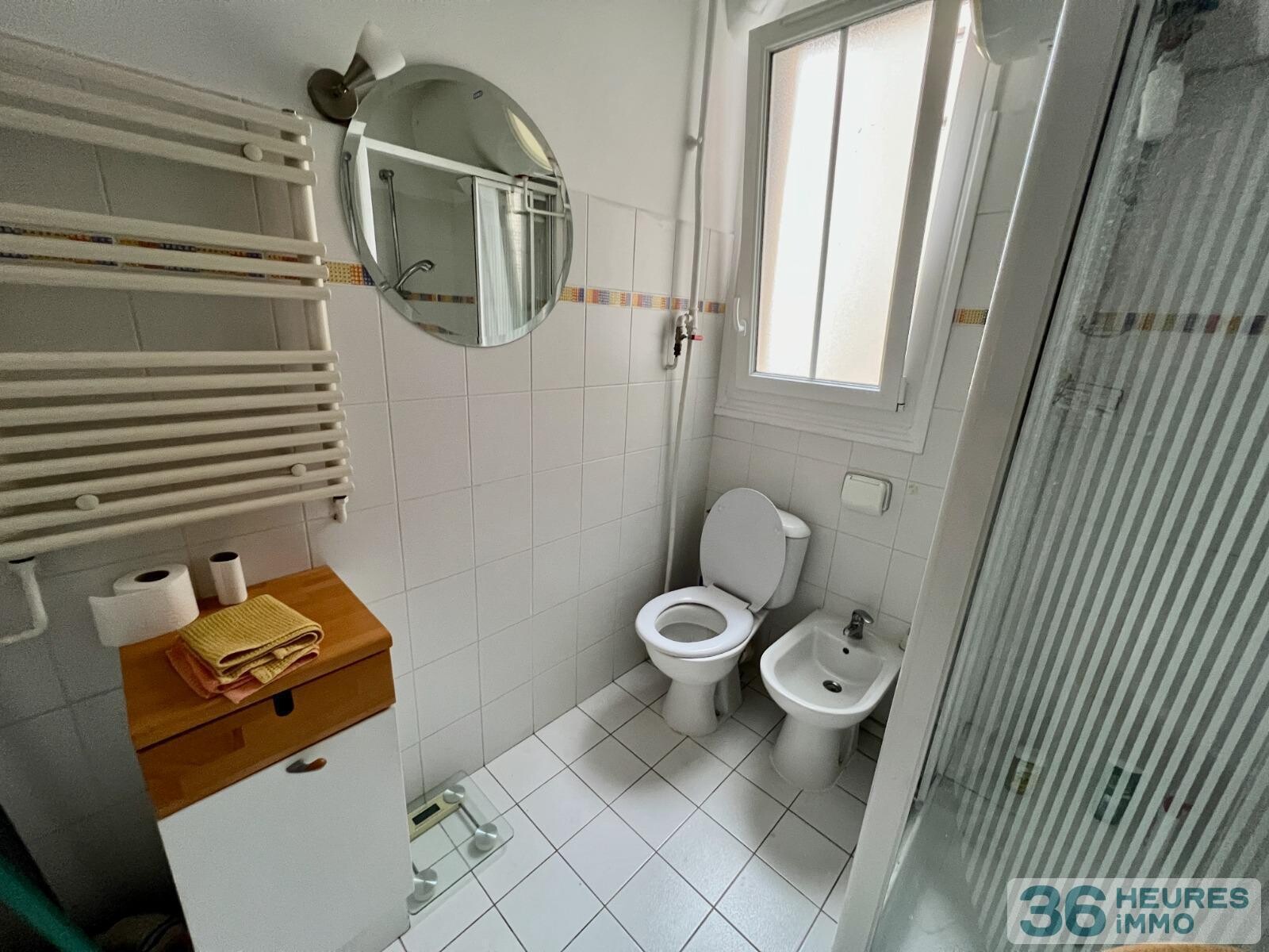 Beau 2 pièces dans immeuble pierre et brique