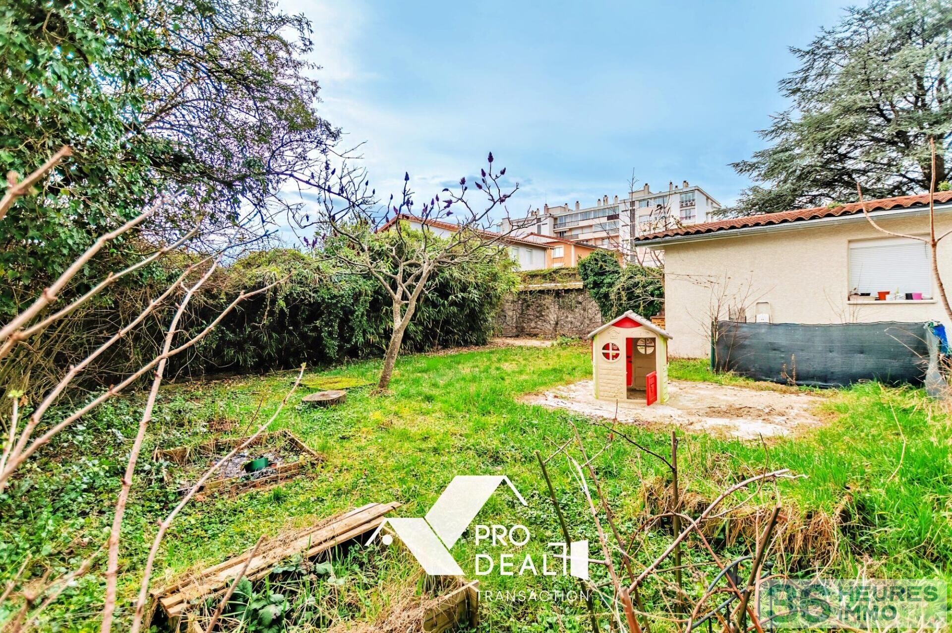 Appartement avec terrasse et jardin
