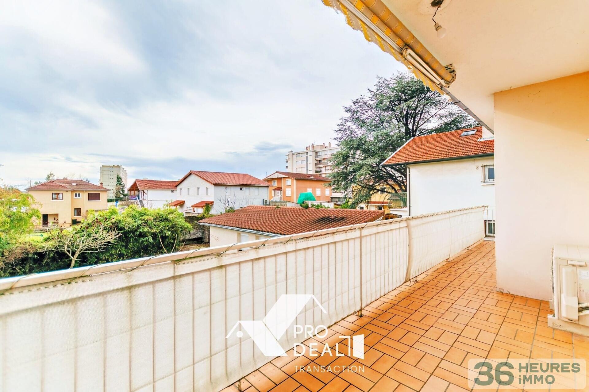 Appartement avec terrasse et jardin