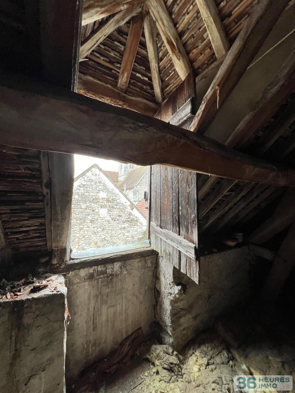 Maison de ville à rénover - 