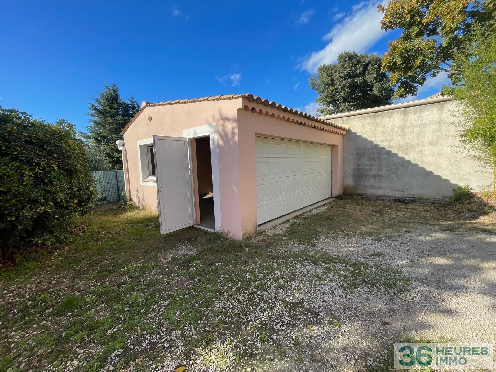 MAISON 4 PIECES, 3 CHAMBRES, JARDIN ET DOUBLE GARAGE