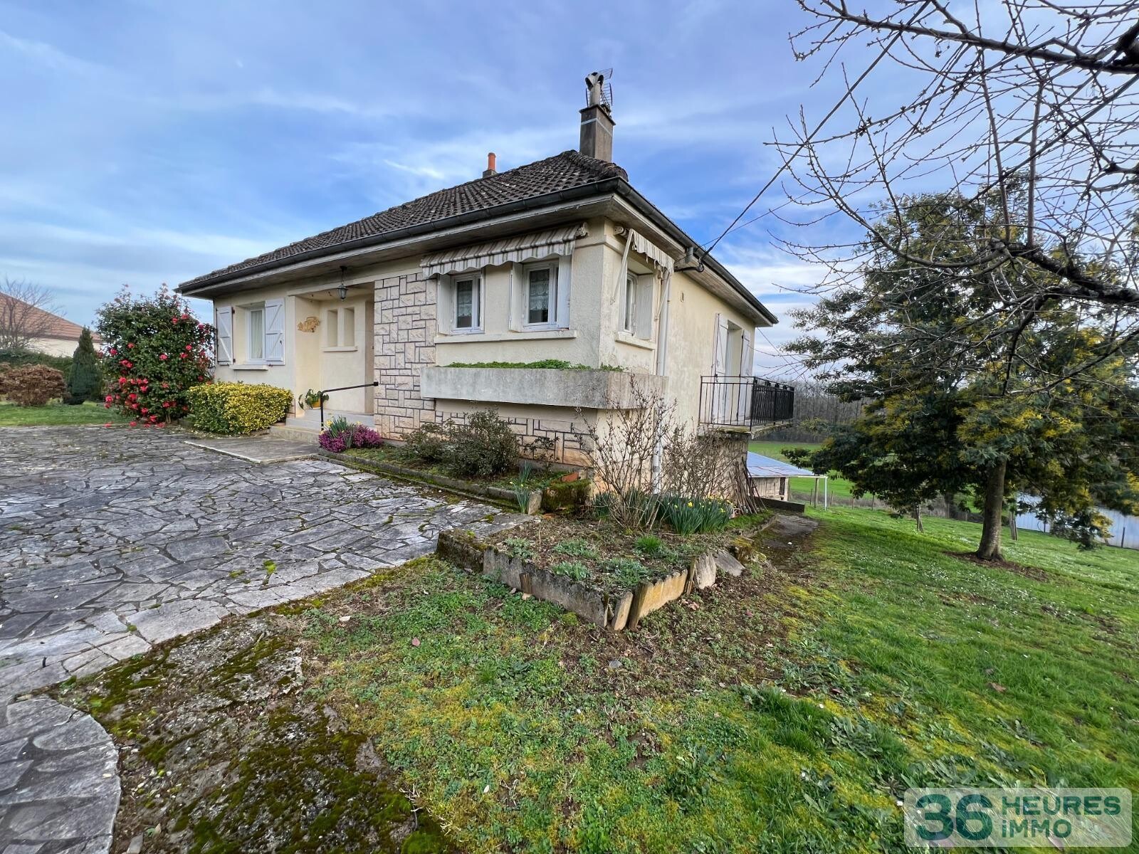 Maison individuelle traditionnelle à rafraîchir 