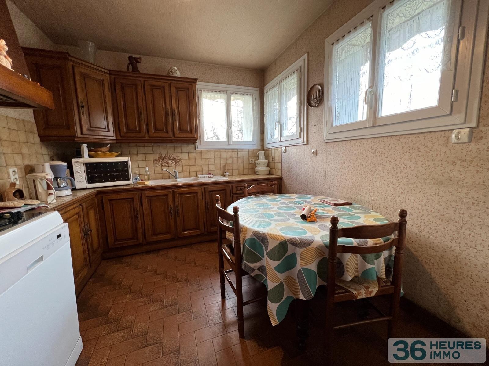 Maison individuelle traditionnelle à rafraîchir 