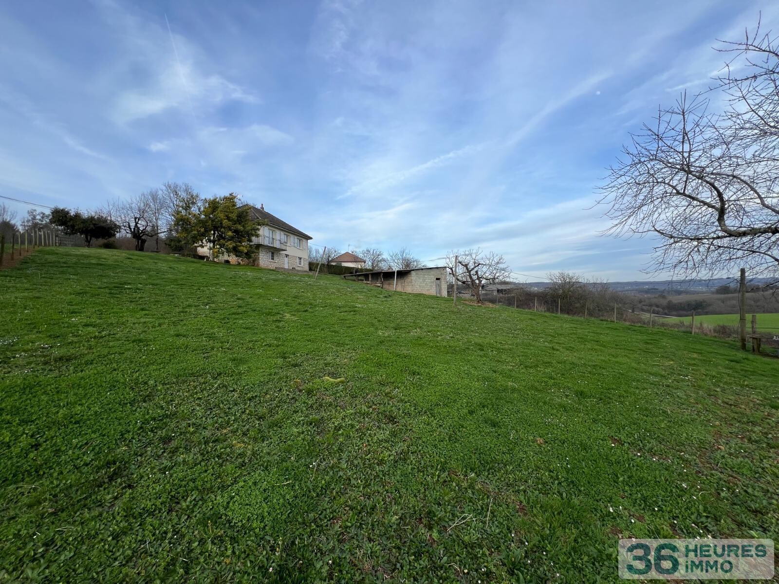 Maison individuelle traditionnelle à rafraîchir 