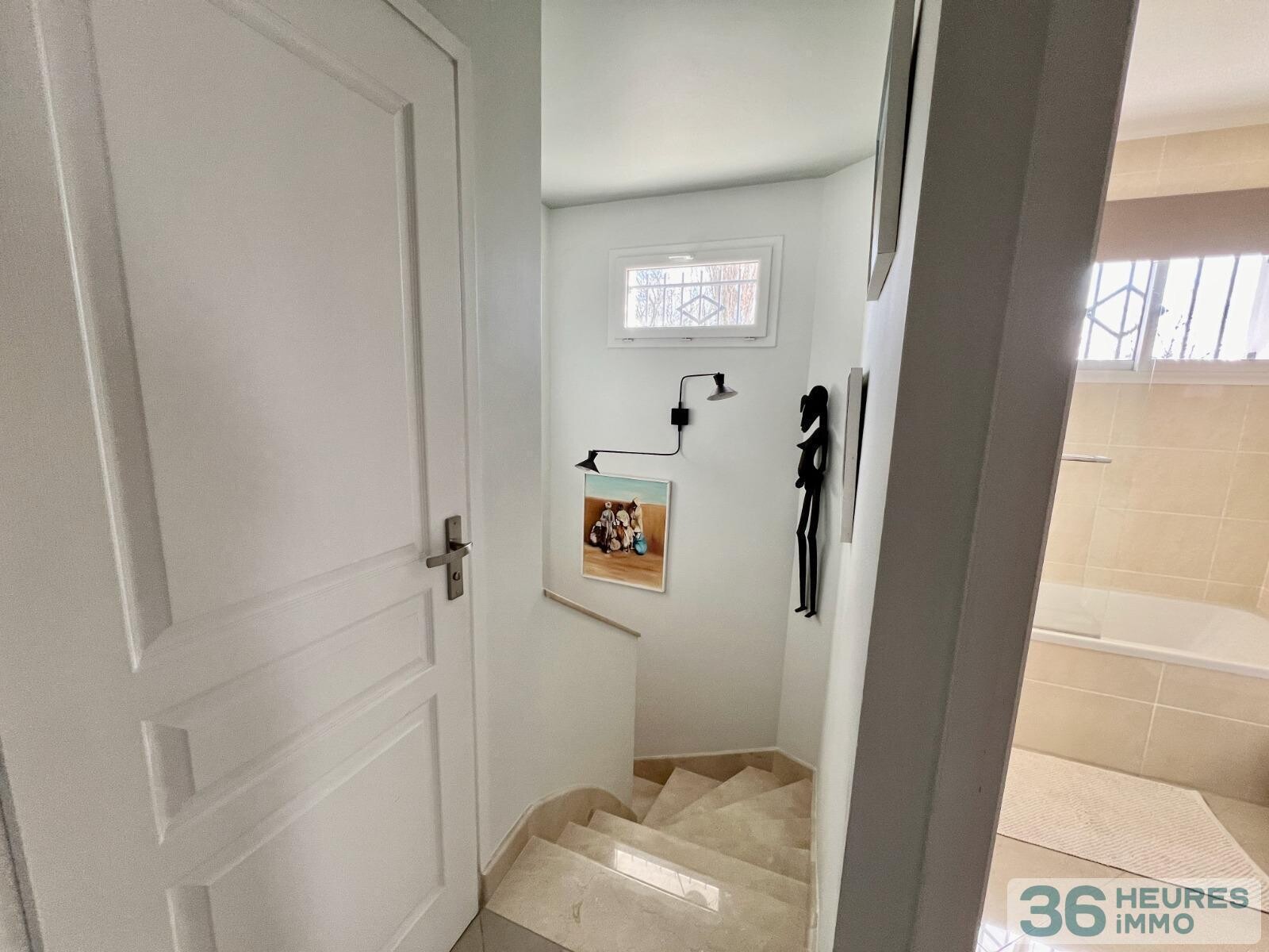 Très belle maison moderne avec prestations haut de game - 