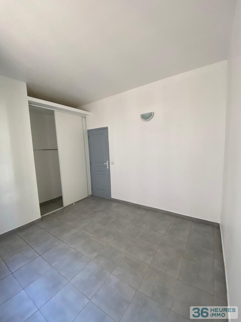 Immeuble 210 m² - 4 appartements + Local commercial + Cave - Centre ville -