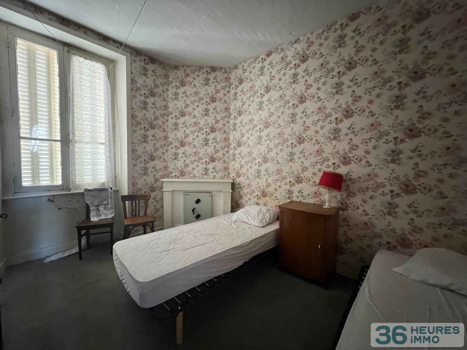 Ancien hôtel dans le centre-bourg de Pompadour