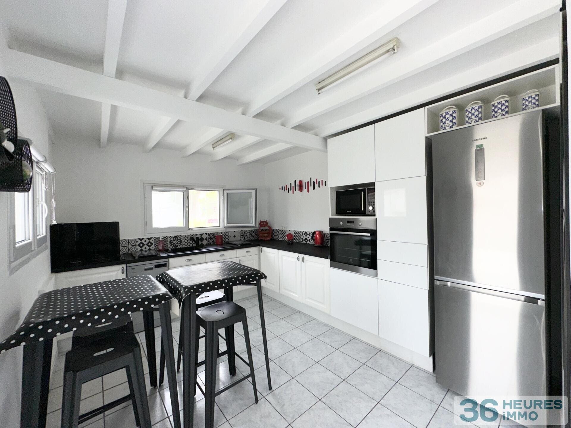 MAISON 114M2 SUR 308M2 DE TERRAIN