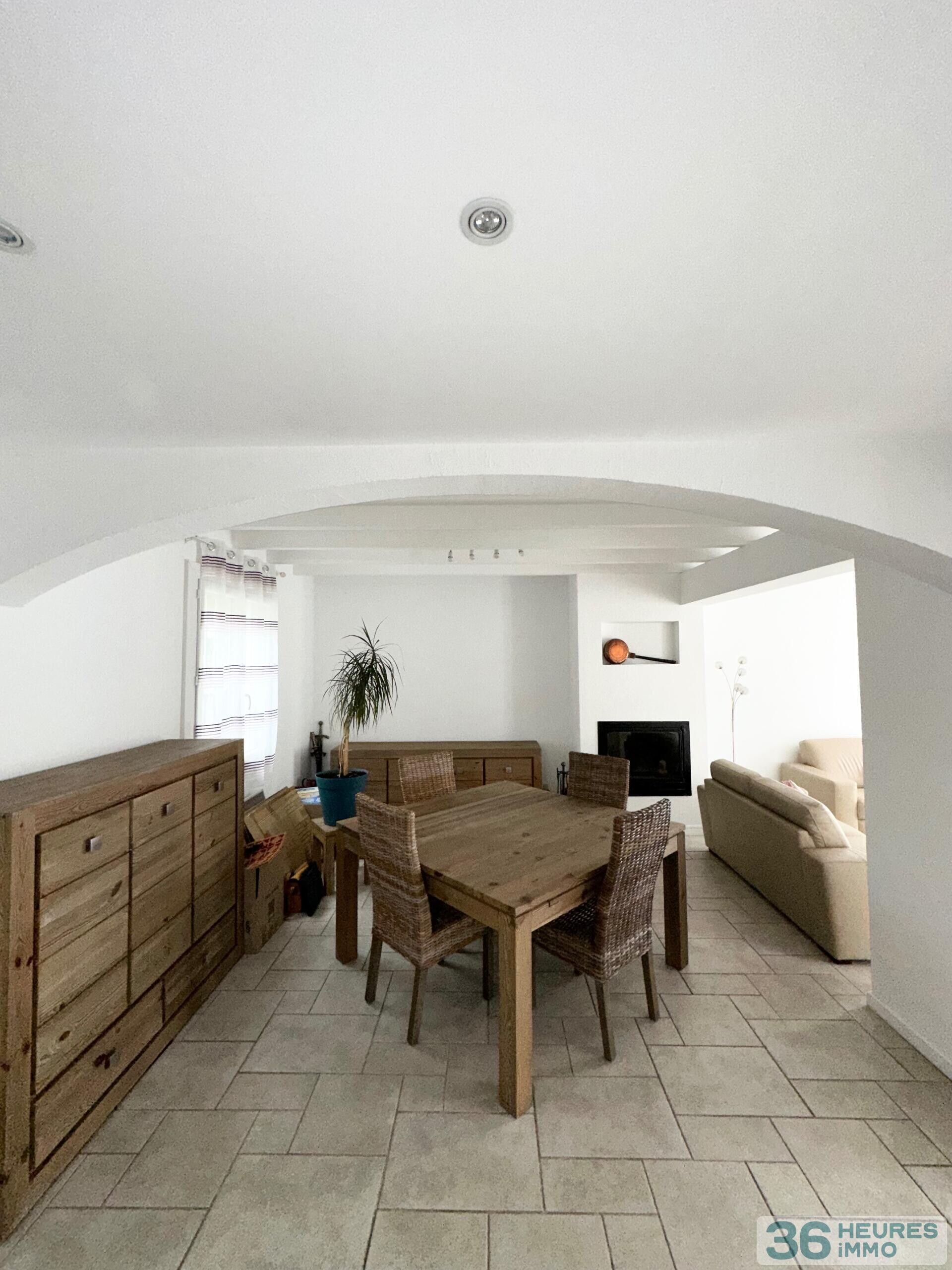 MAISON 114M2 SUR 308M2 DE TERRAIN