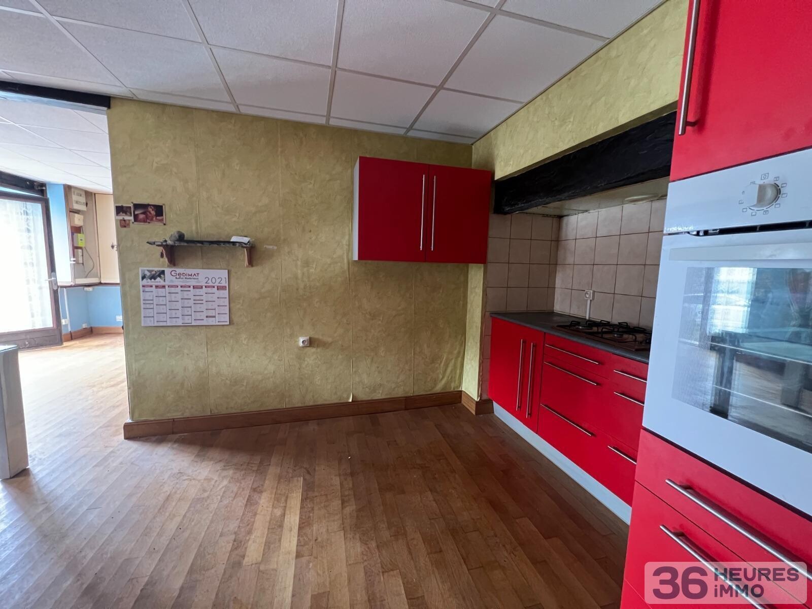 Maison de bourg avec caractère 