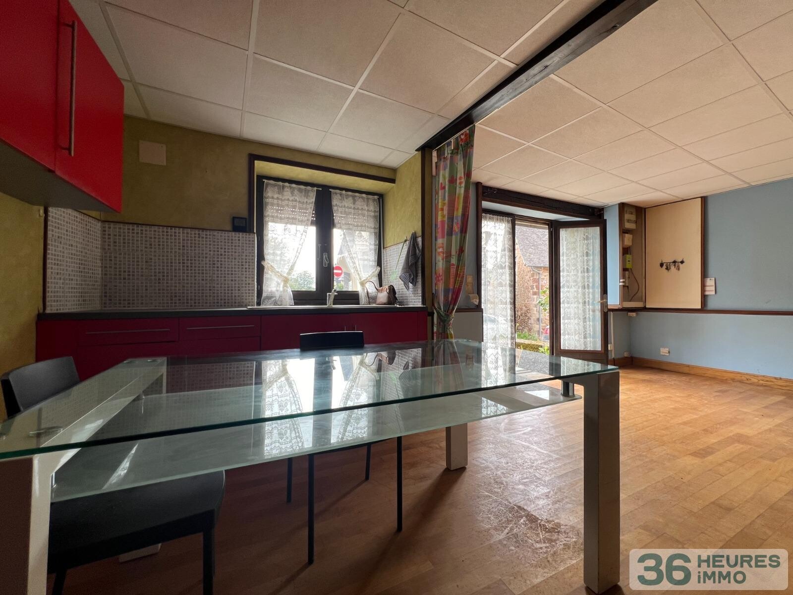 Maison de bourg avec caractère 