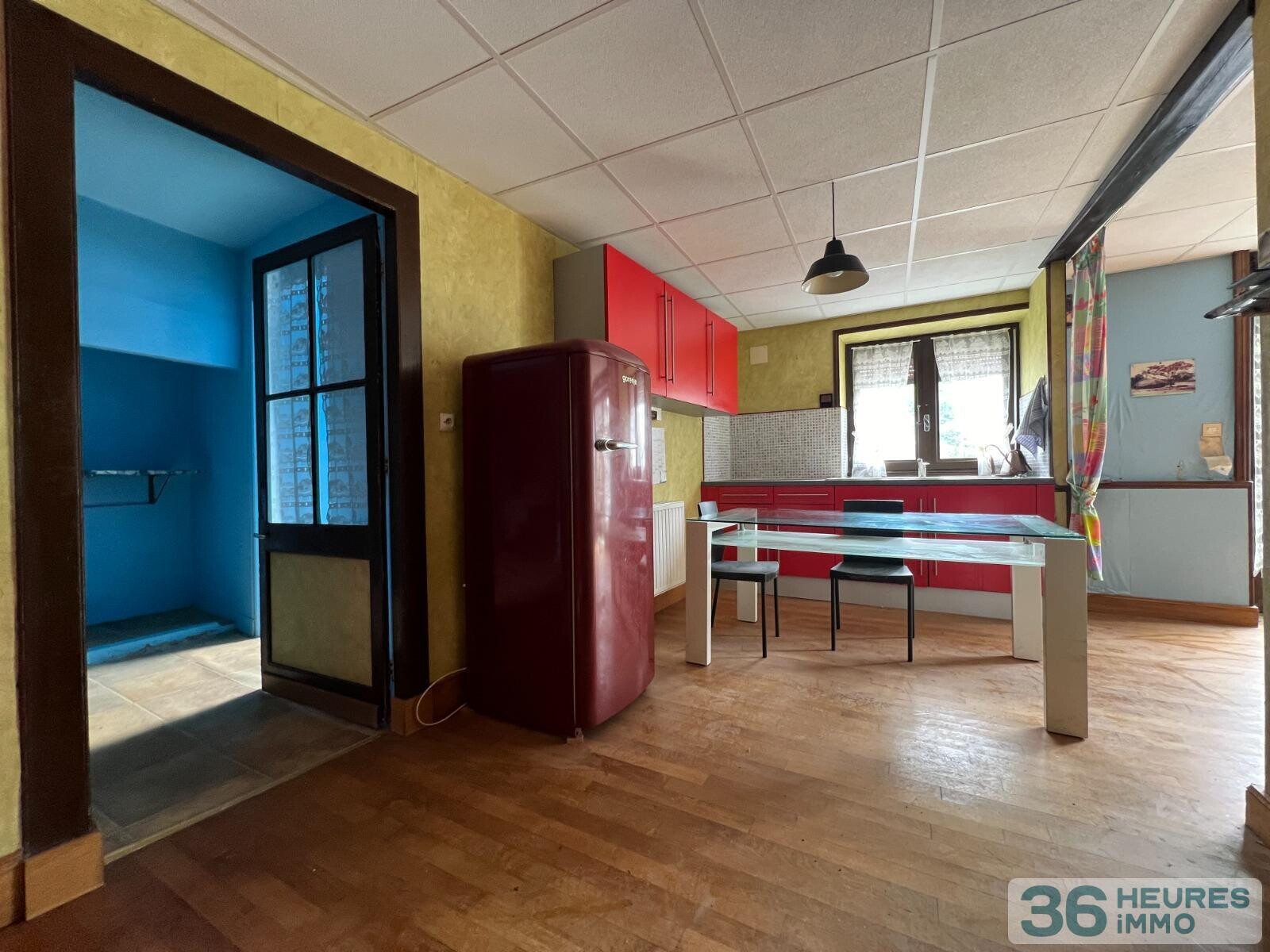 Maison de bourg avec caractère 