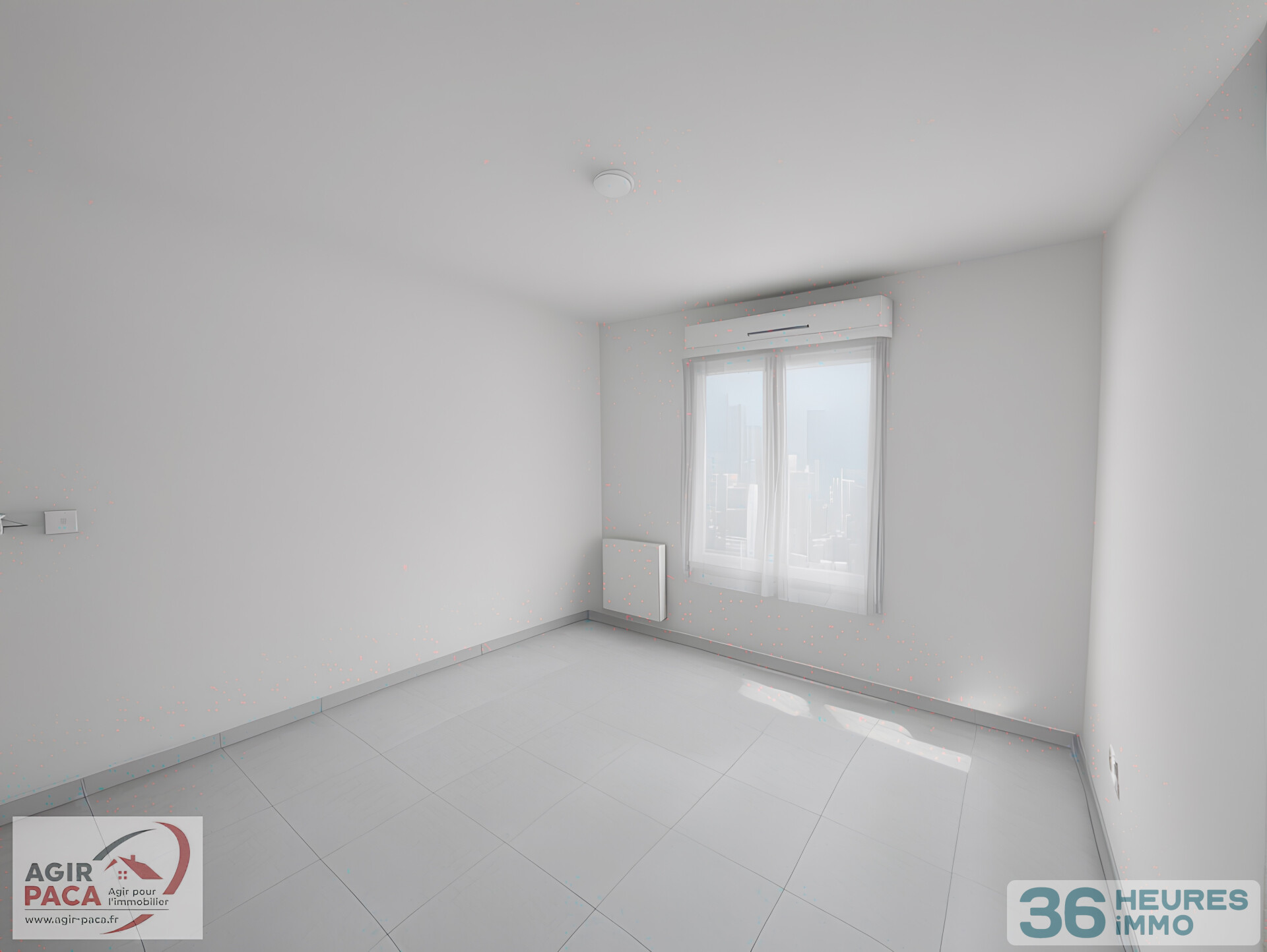 T3 PORT FREJUS AVEC TERRASSE ET GARAGE