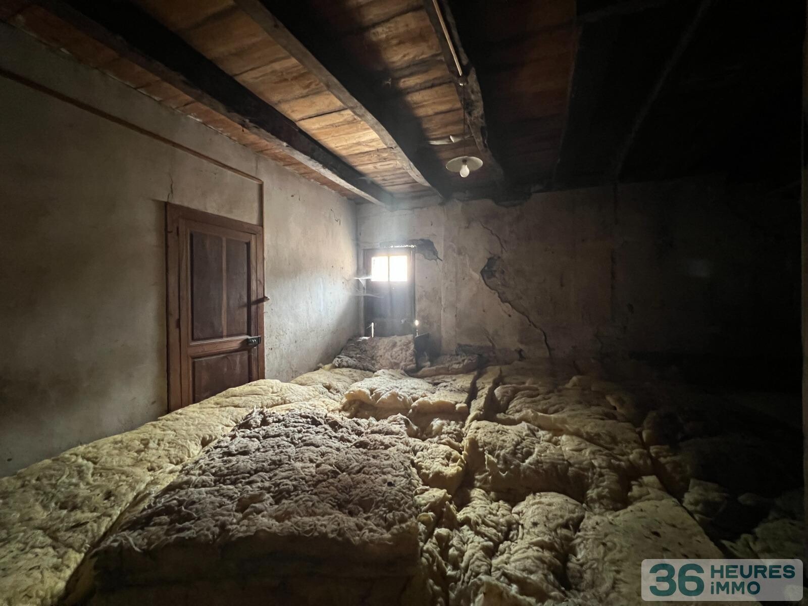 Maison de bourg avec caractère 