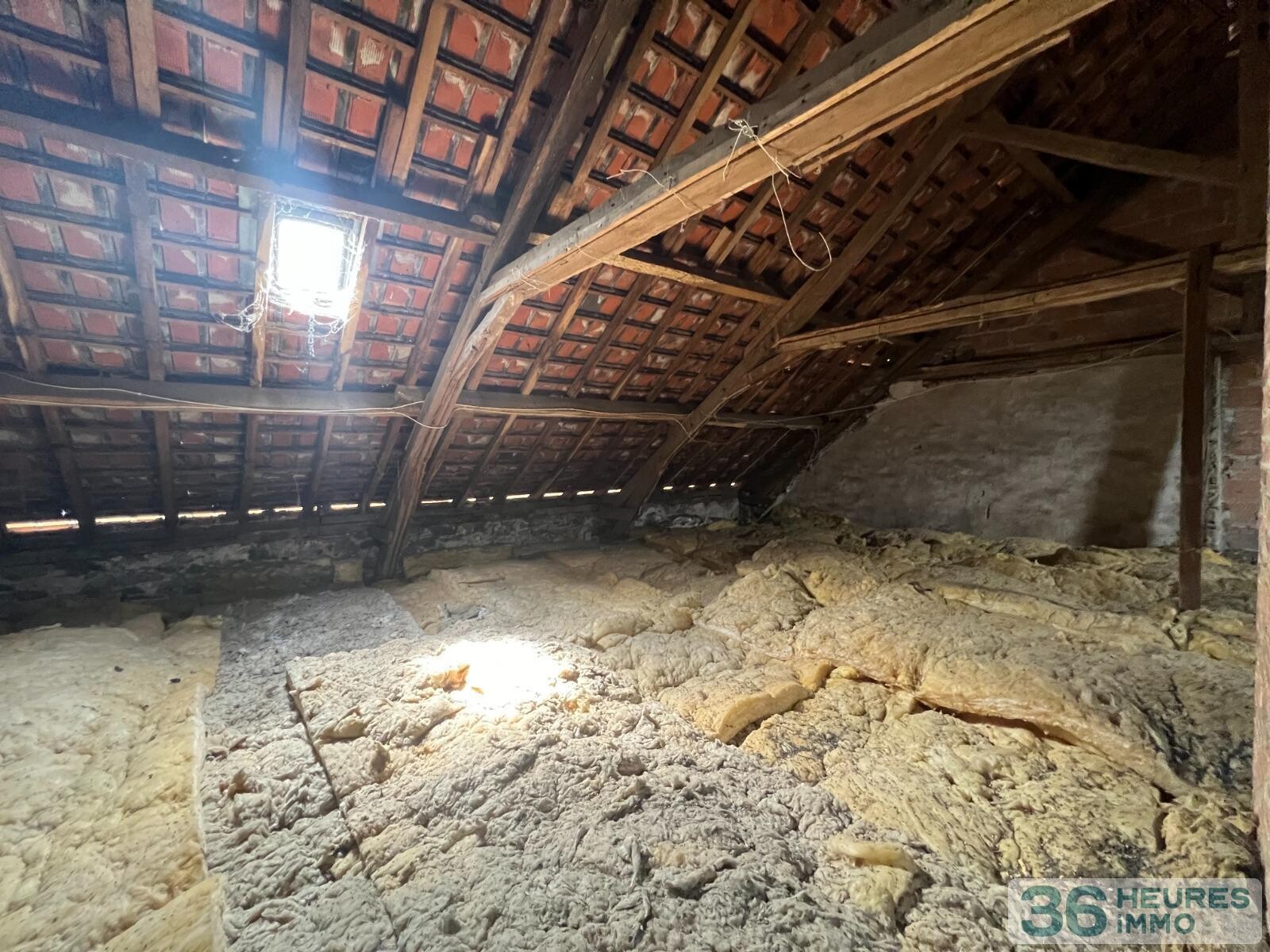 Maison de bourg avec caractère 