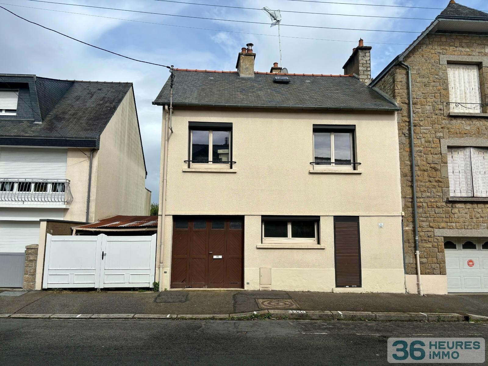 MAISON DE TYPE 5 A RENOVER