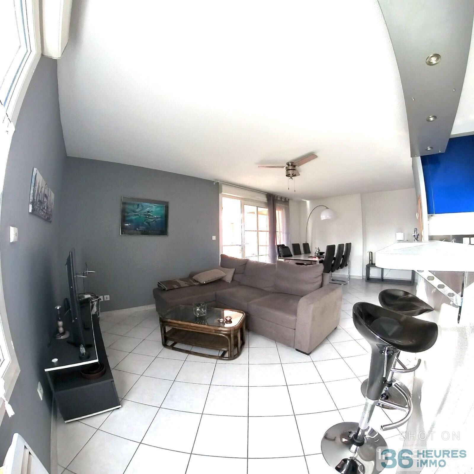 Grand T2 avec terrasse et garage