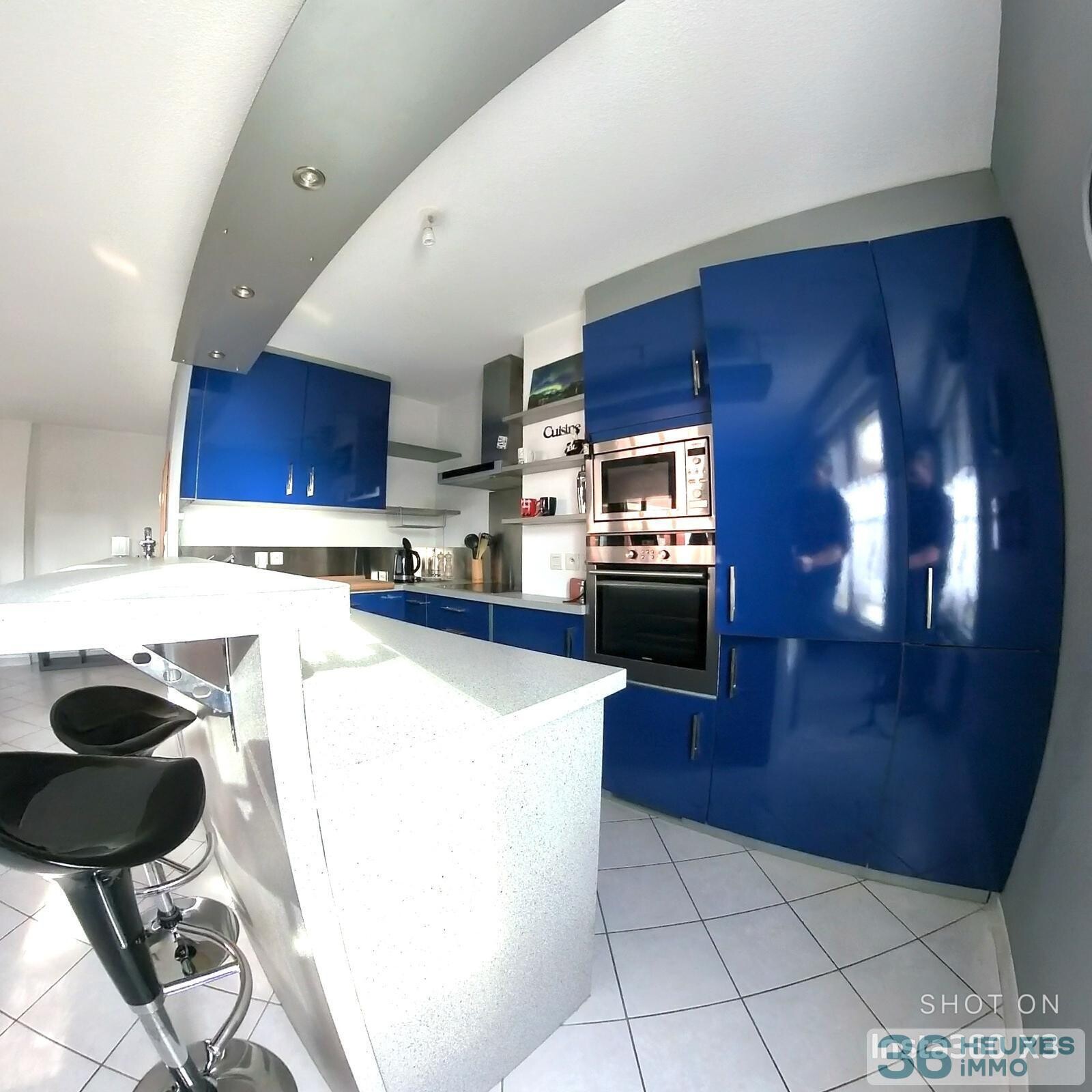 Grand T2 avec terrasse et garage