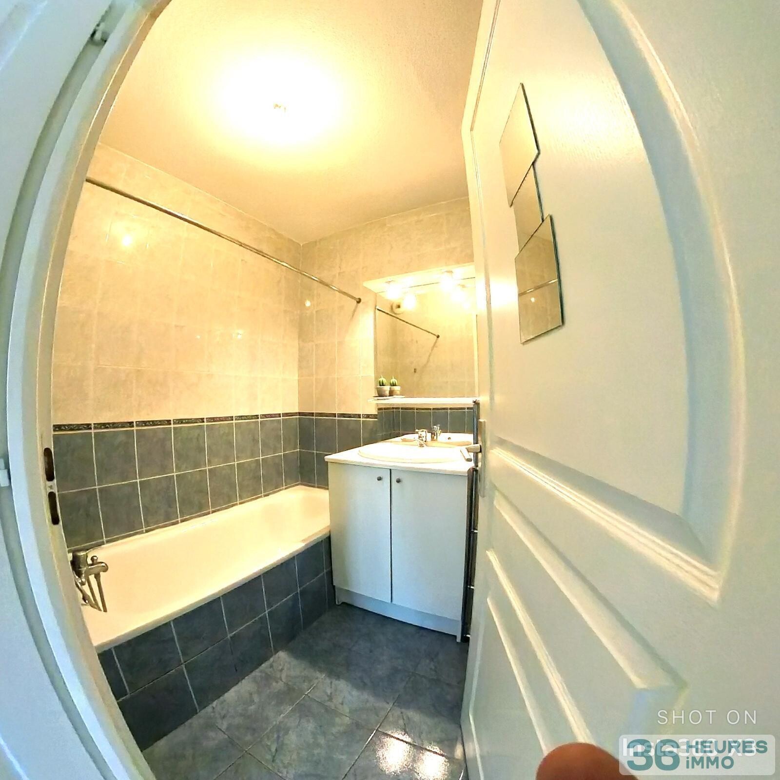 Grand T2 avec terrasse et garage