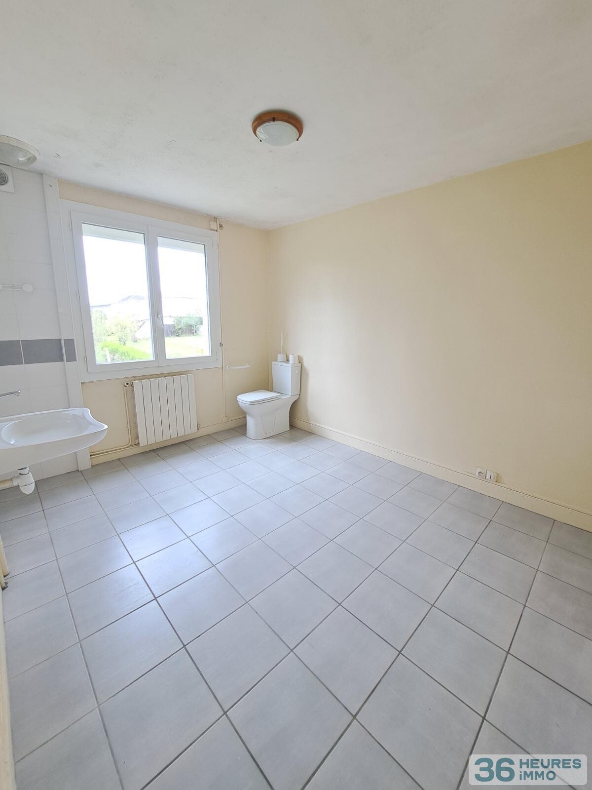 MAISON SUR GRANDE PARCELLE