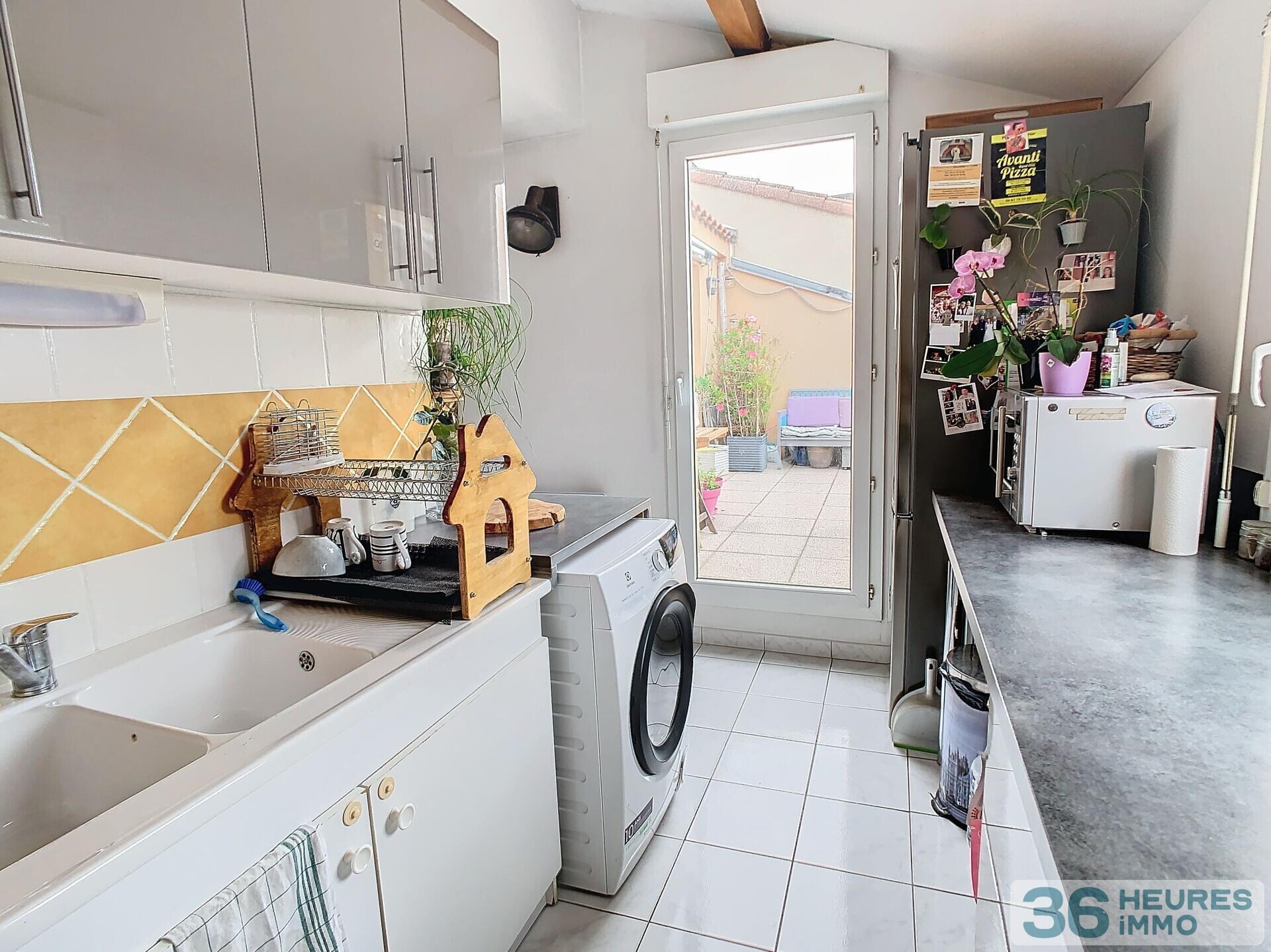 Lattes centre appartement type 3 avec garage