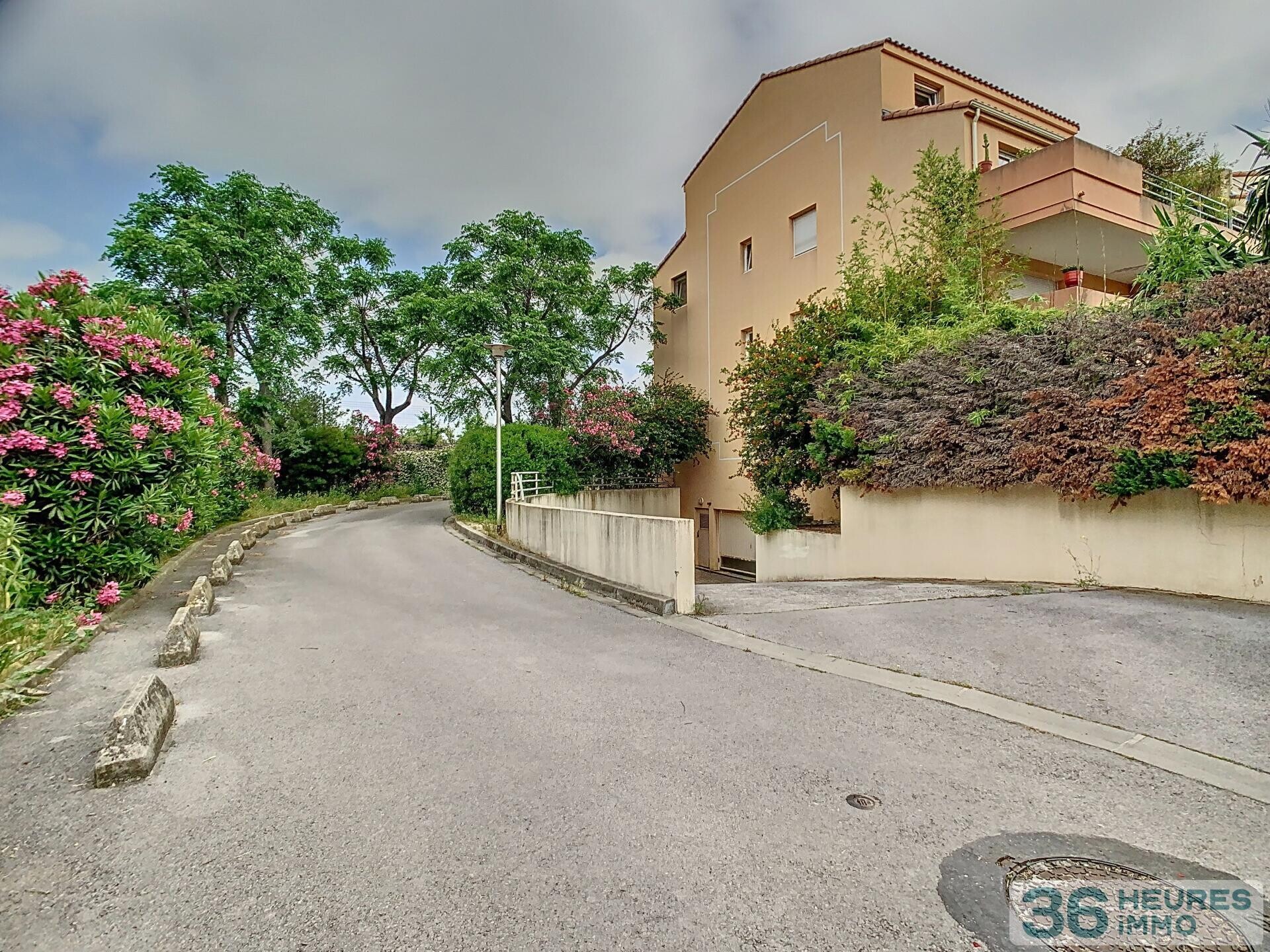 Lattes centre appartement type 3 avec garage