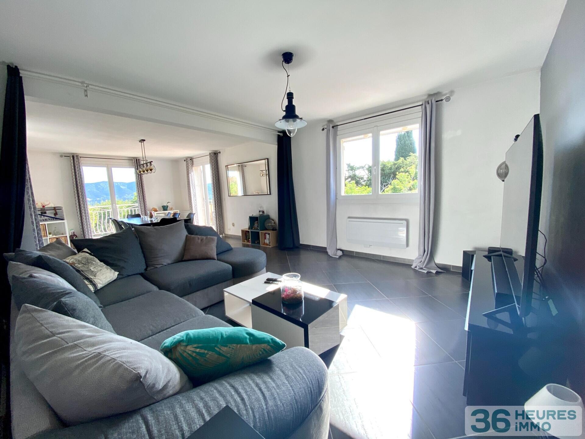 Grand 3 pièces avec jardin et piscine