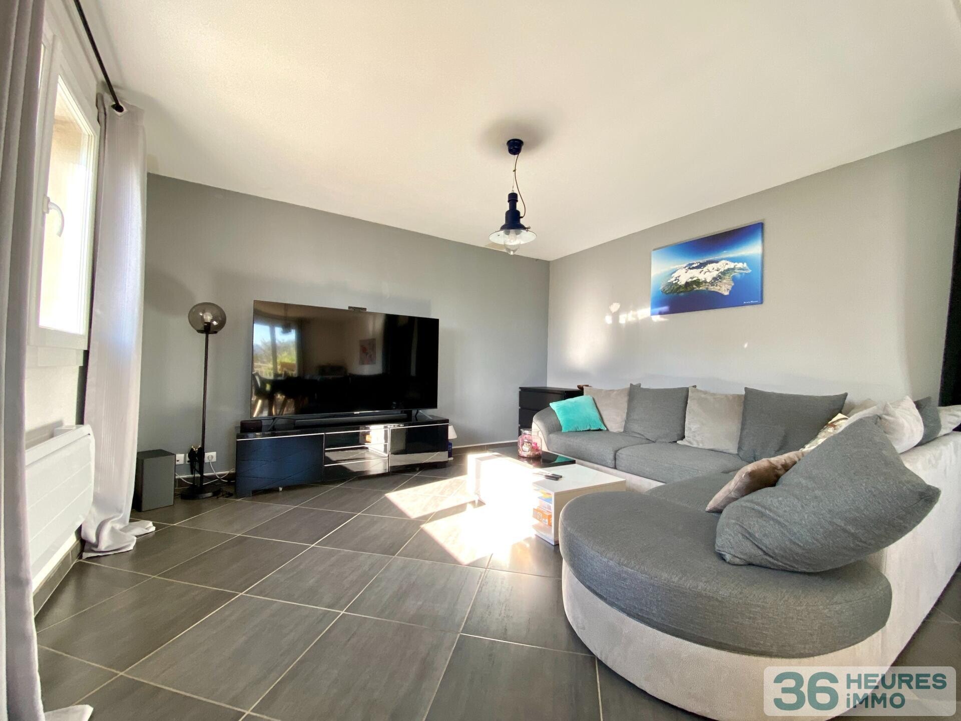 Grand 3 pièces avec jardin et piscine