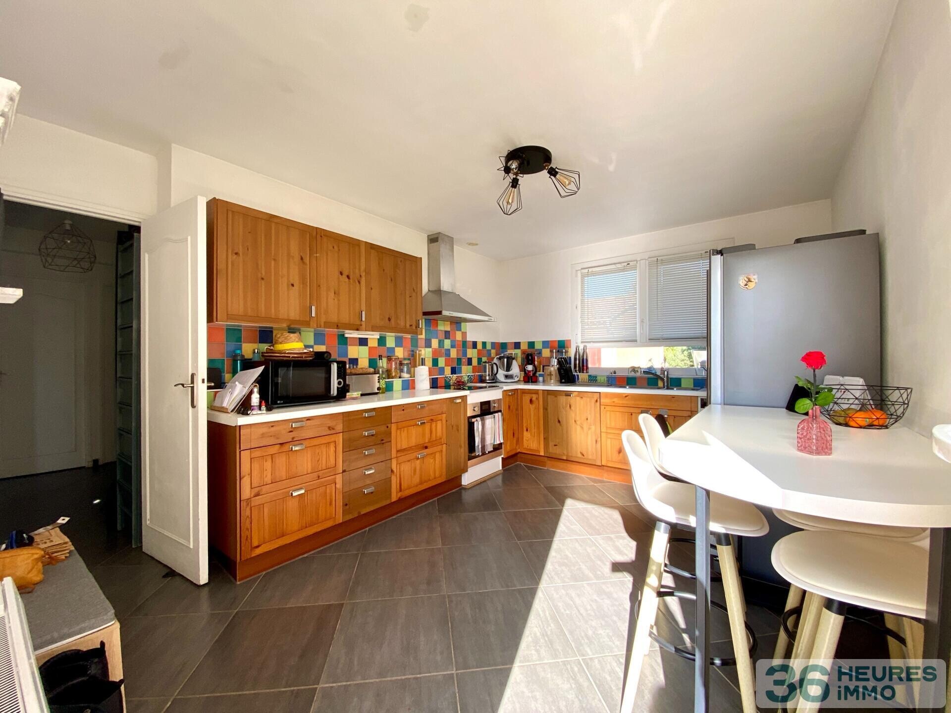 Grand 3 pièces avec jardin et piscine