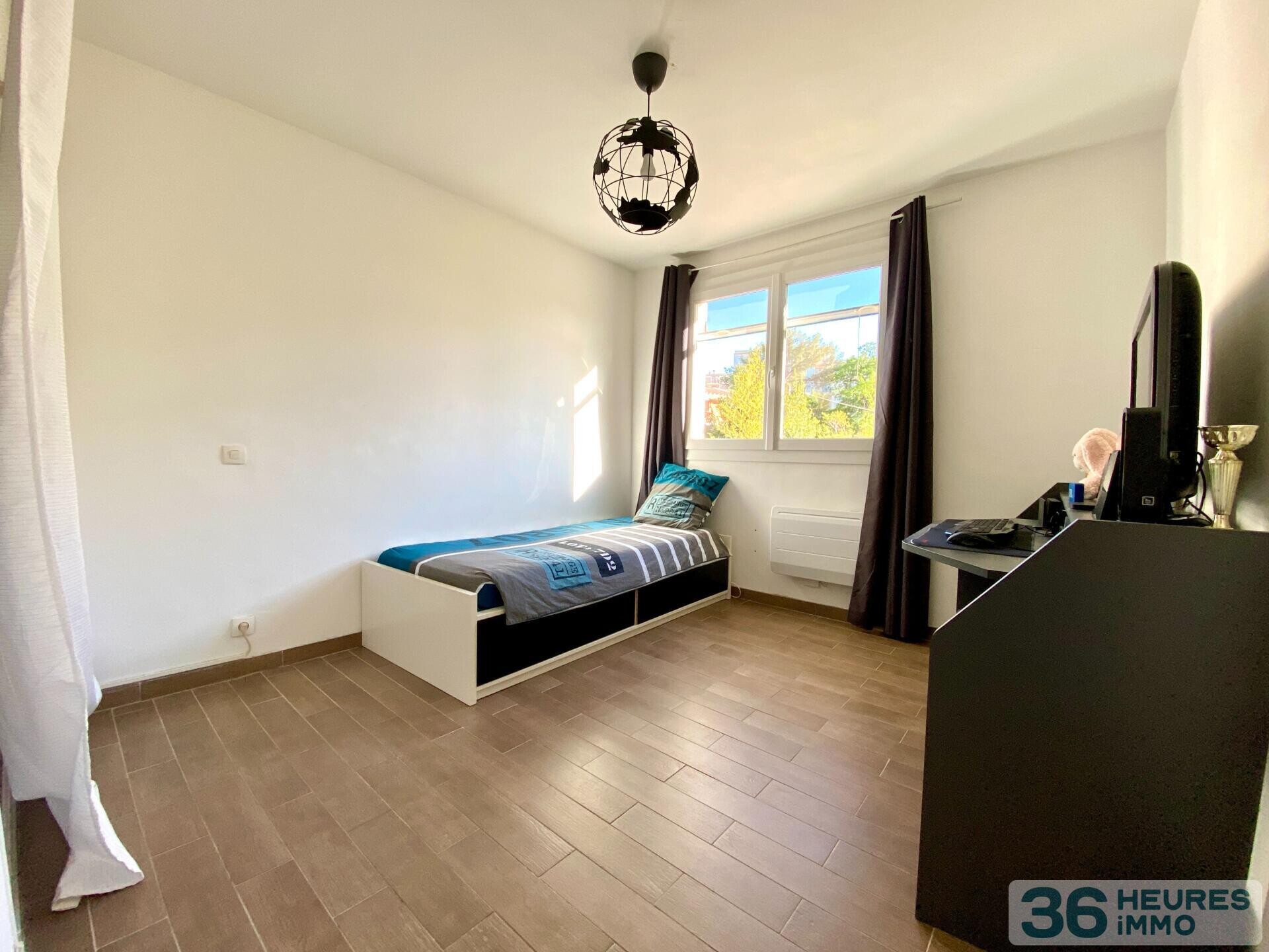 Grand 3 pièces avec jardin et piscine