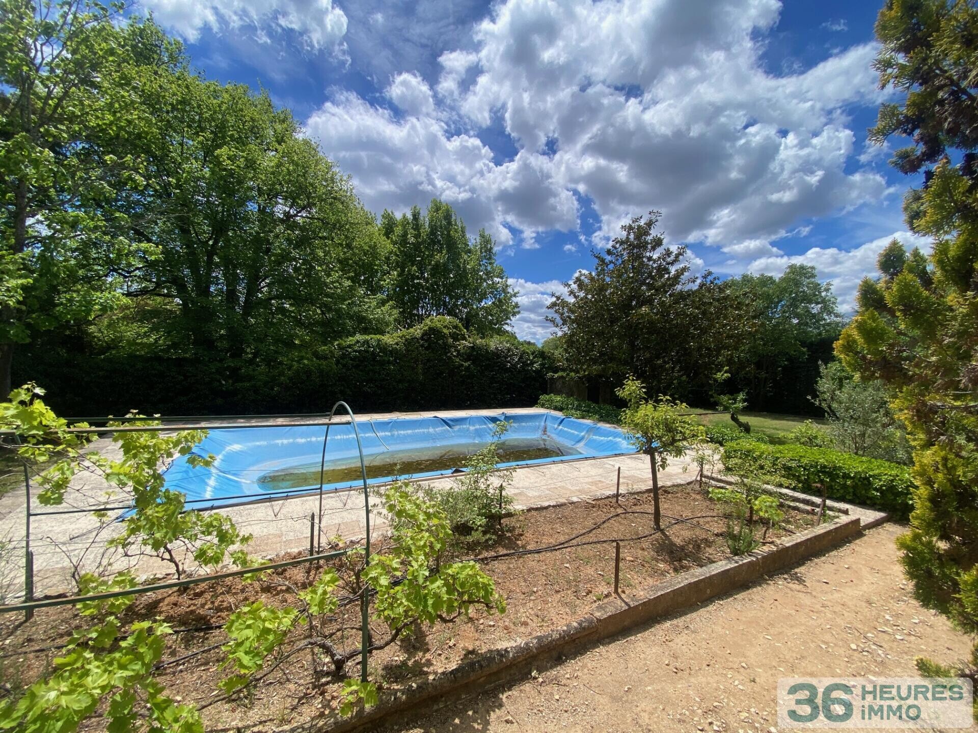 PROPRIÉTÉ AIX EST REPENTANCE 