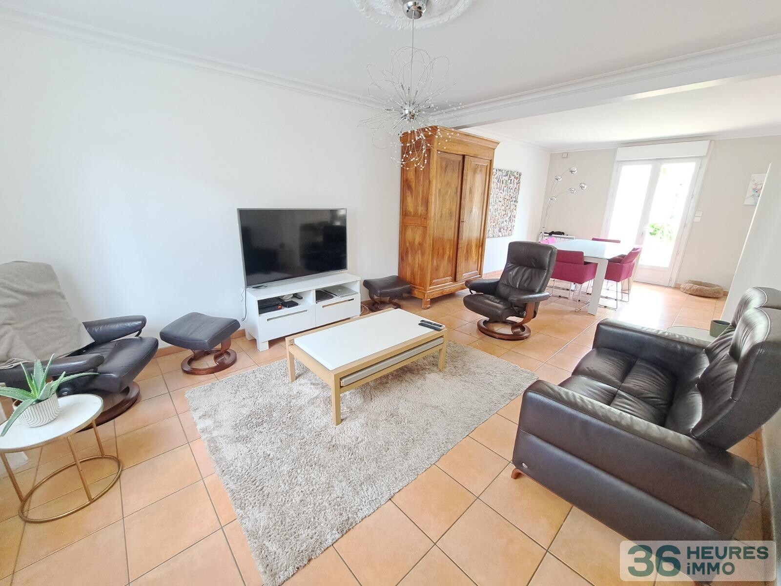 5 MIN HOPITAL - QUARTIER BOUSSINIERE - PLAIN PIED AVEC GARAGE 