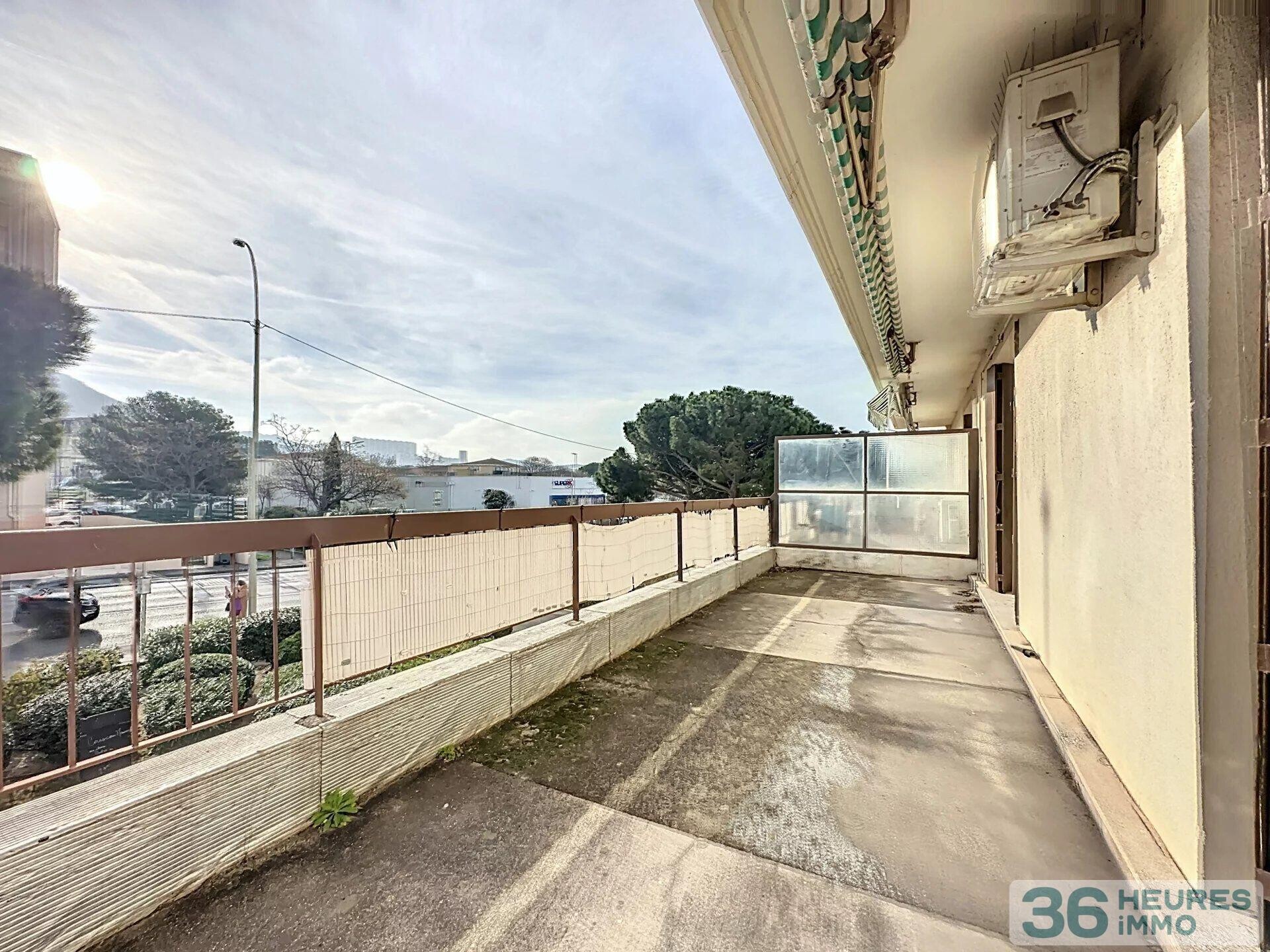 Confortable T2/3 avec grande terrasse exposée Est