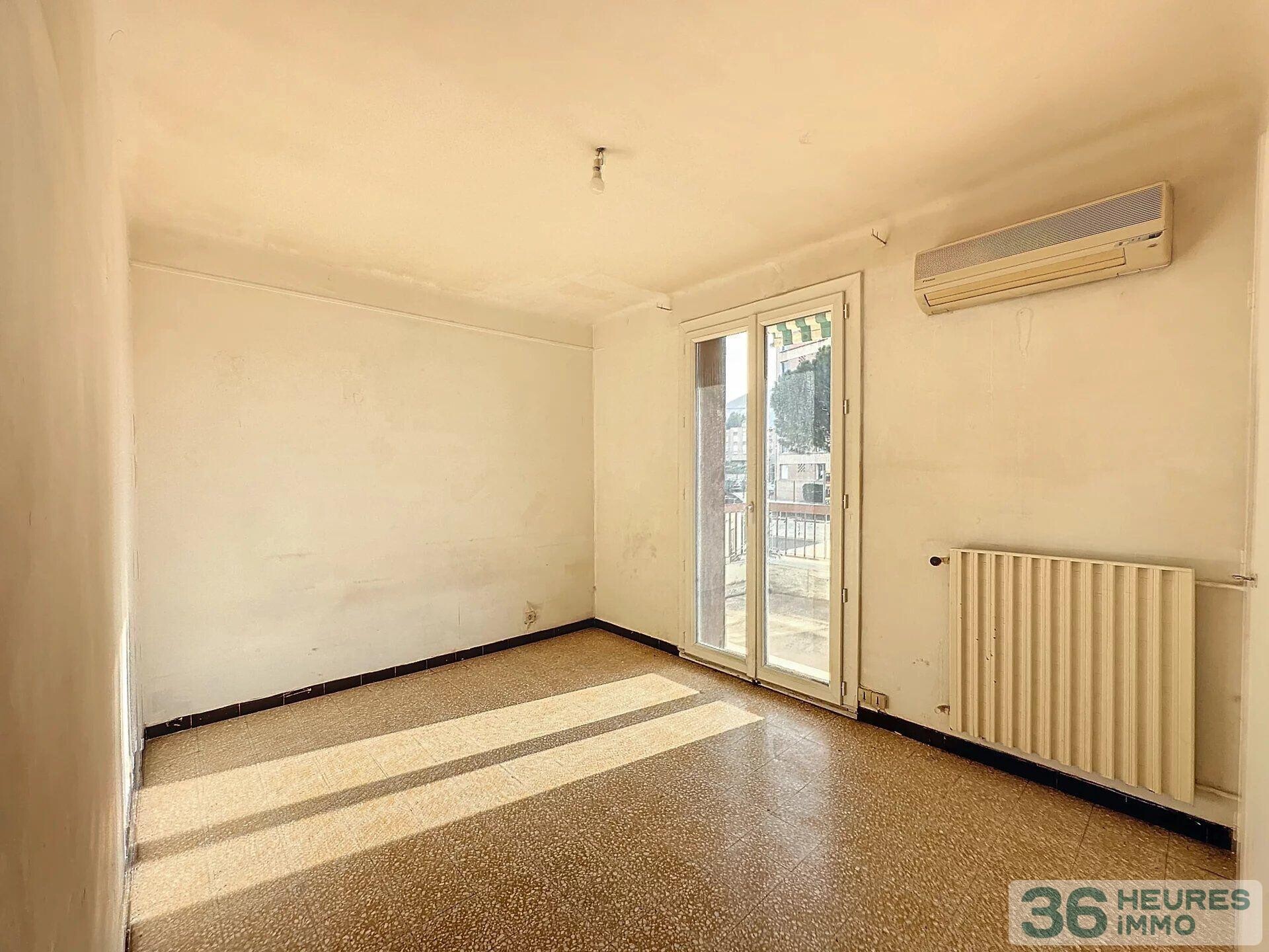 Confortable T2/3 avec grande terrasse exposée Est