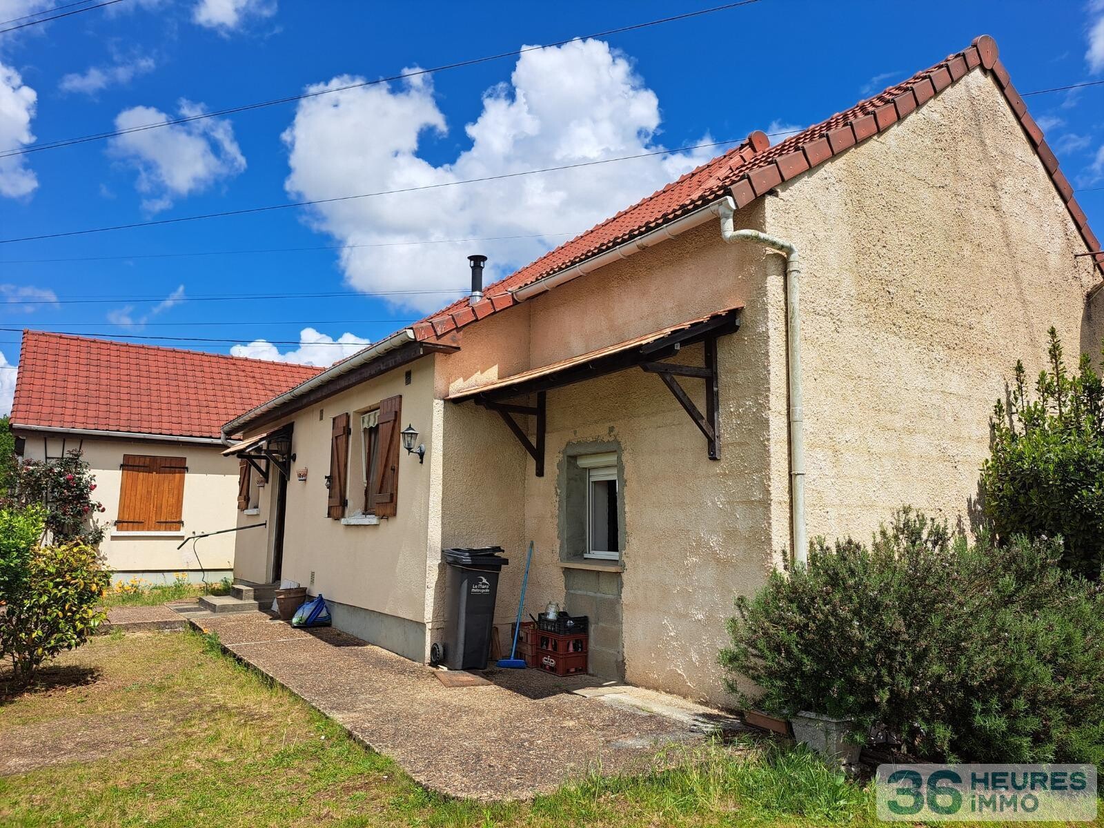 ARNAGE - PLAIN PIED AVEC TERRAIN ET DEPENDANCES