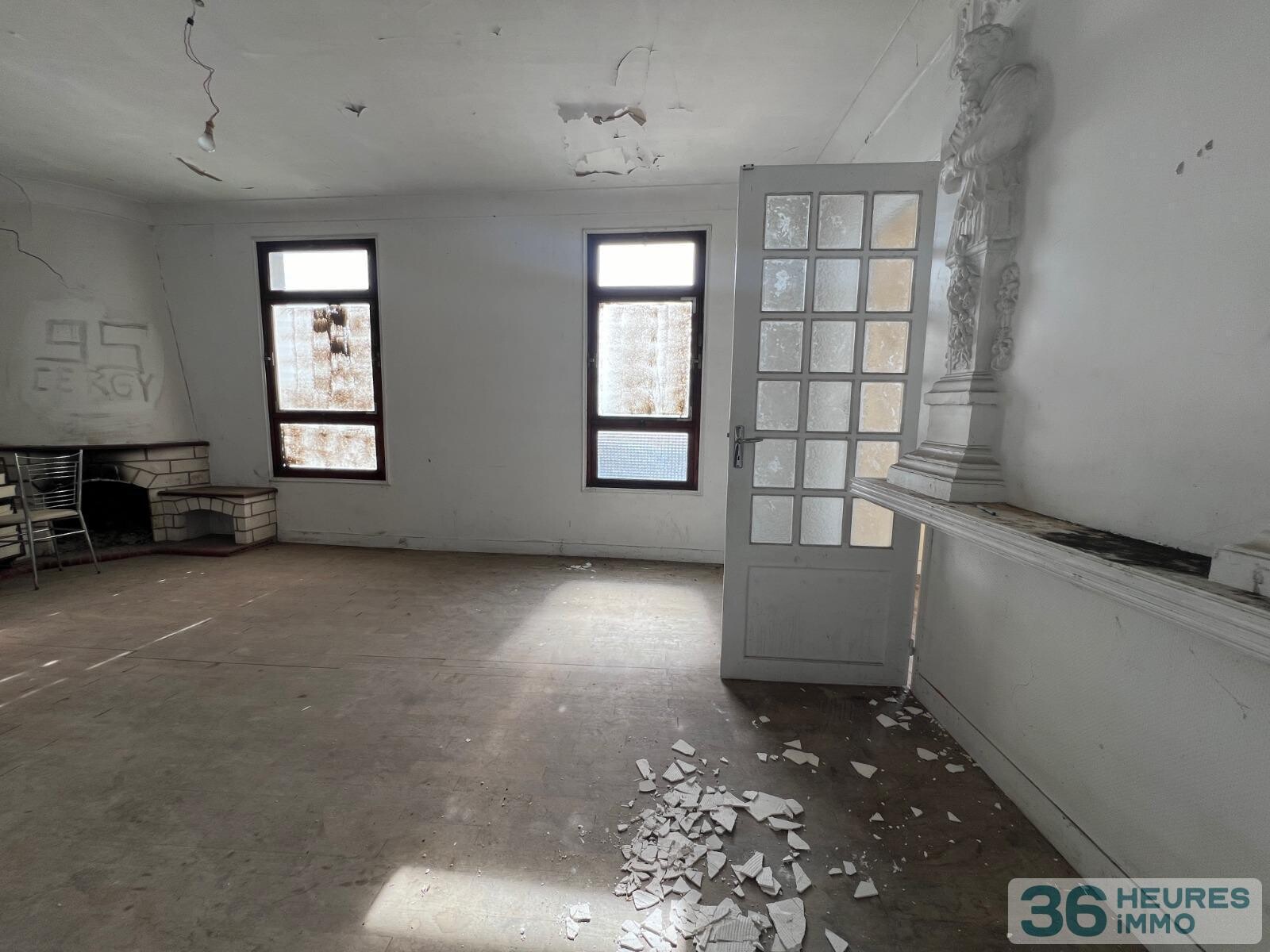 Maison à réhabiliter centre-ville Pontoise - vue imprenable