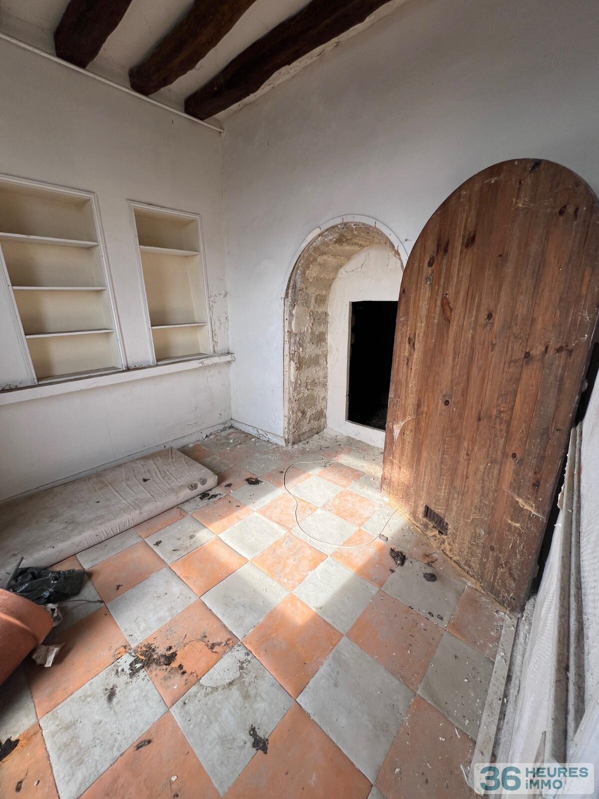 Maison à réhabiliter centre-ville Pontoise - vue imprenable