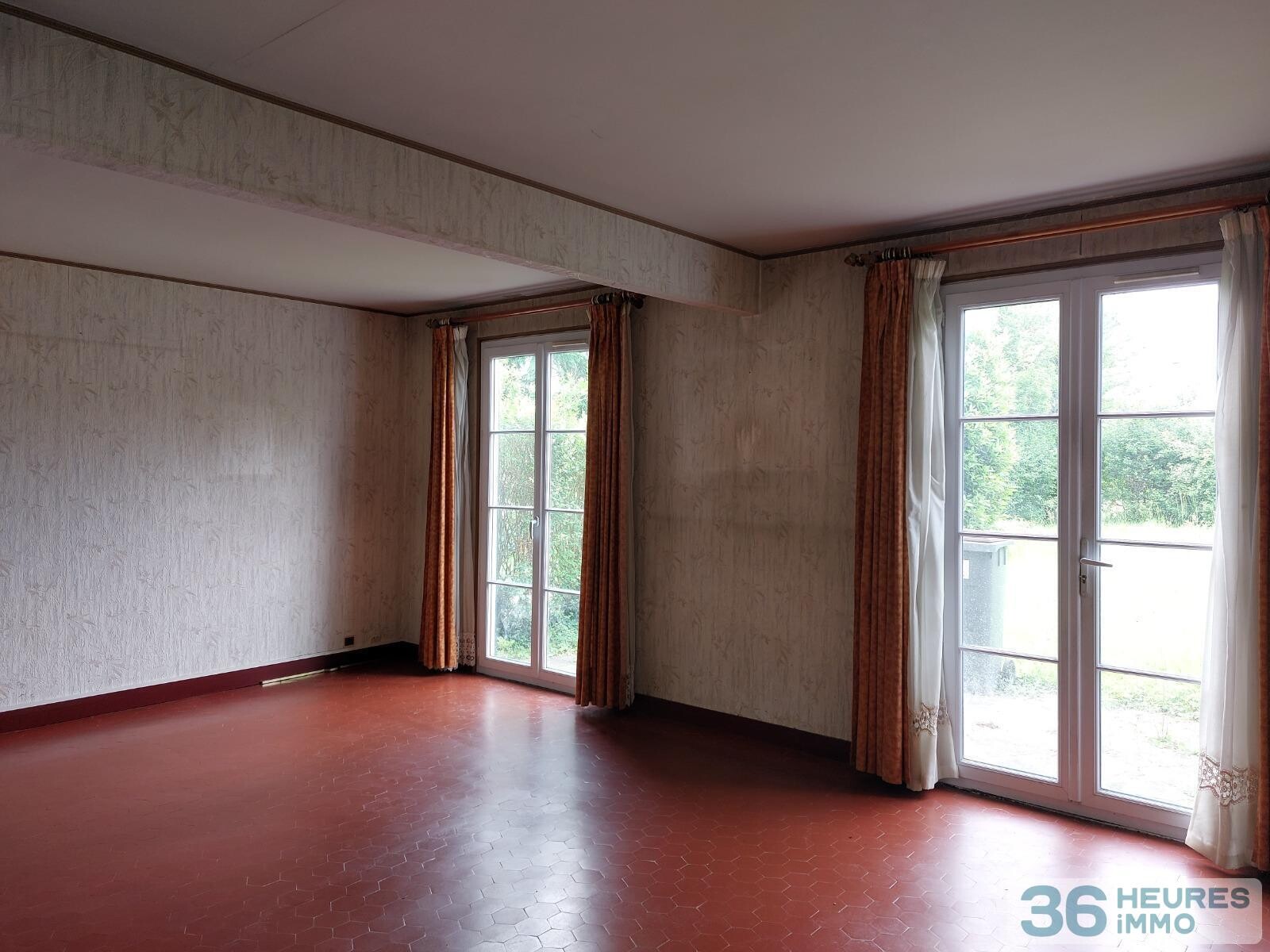 Maison de 5 pièces à VERT-SAINT-DENIS