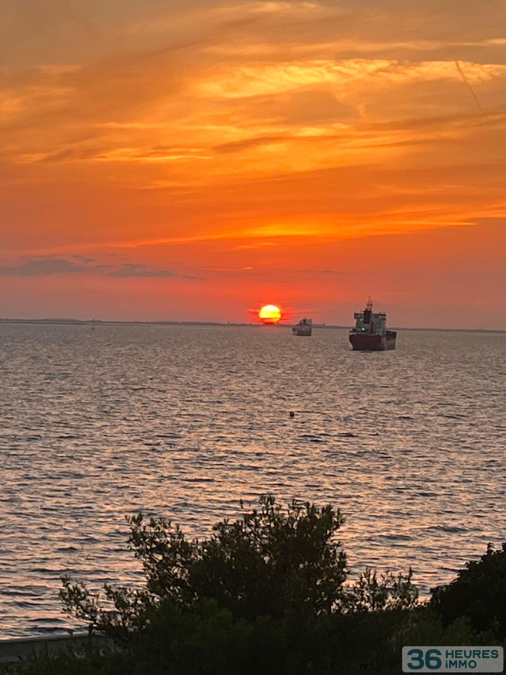 EXCLUSIVITE - A VENDRE - 3 PIECES DERNIER ETAGE - VUE EXCEPTIONNELLE - PORT-DE-BOUC