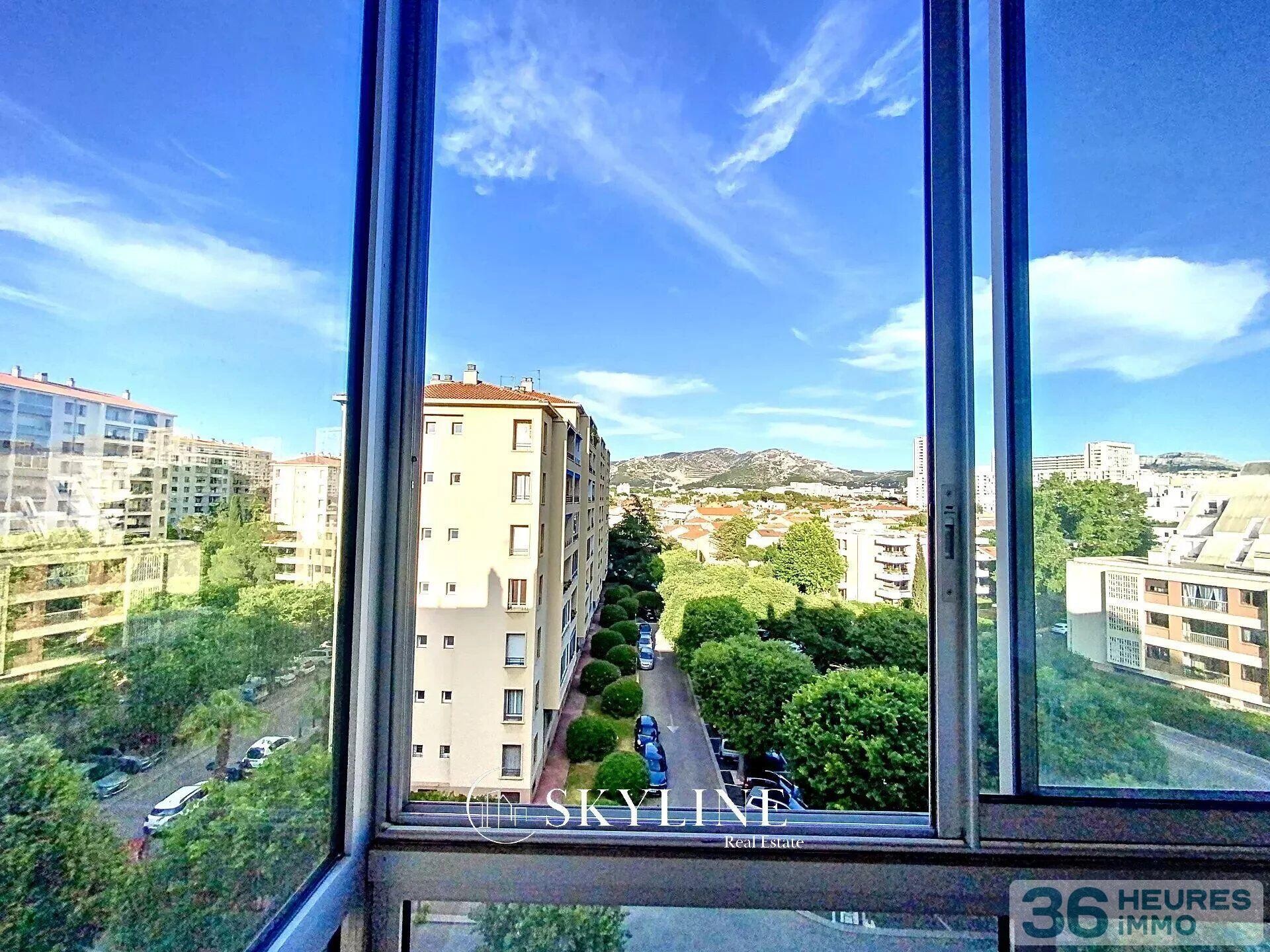 Magnifique T4 meublé et équipé refait à neuf avec un extérieur à 2 pas du Parc Chanot!